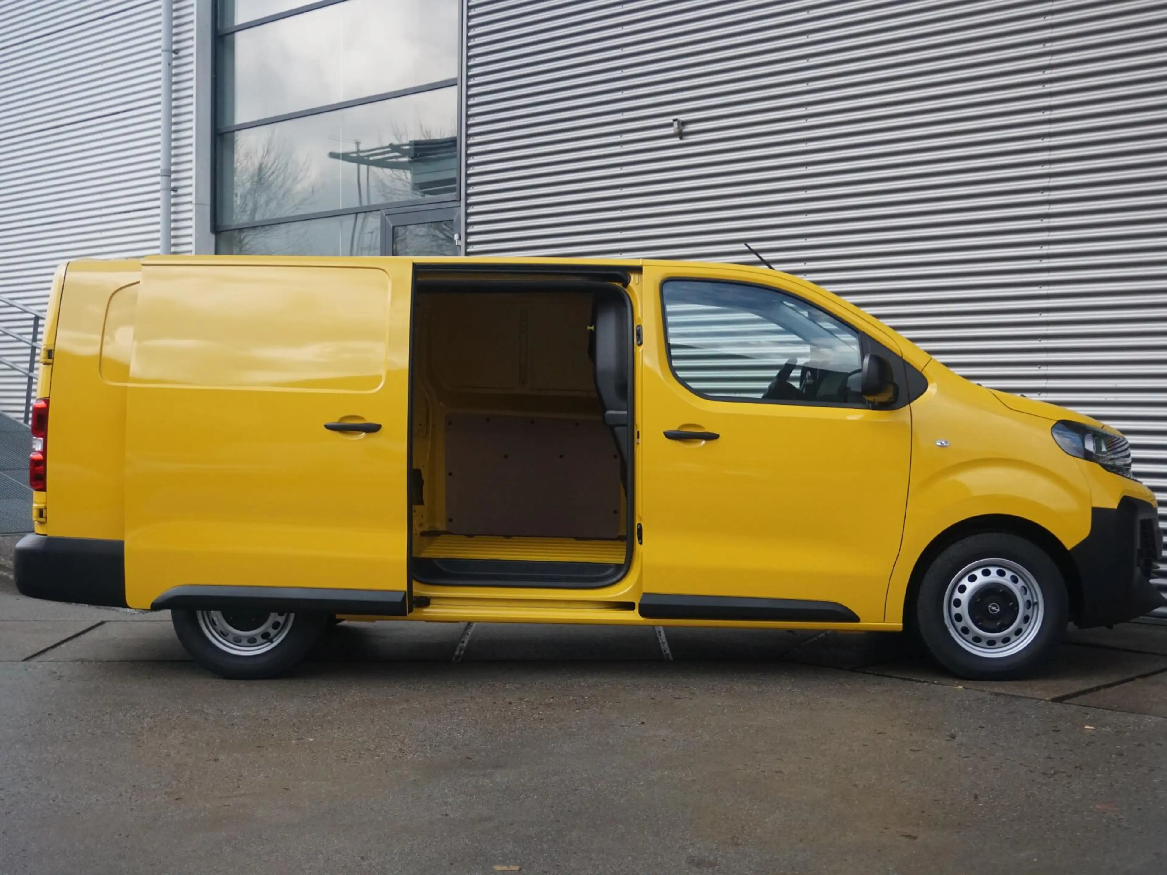 Opel Vivaro-e Electric L3 75 kWh | tot 8 jaar garantie | Apple C — photo 6
