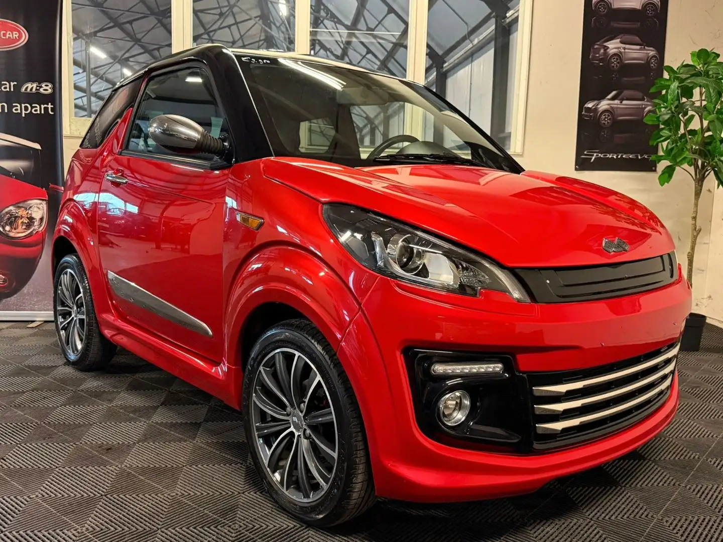 Ligier JS 50 SPORT JS50 DCI Mopedauto Microcar 45KM Rouge - 2