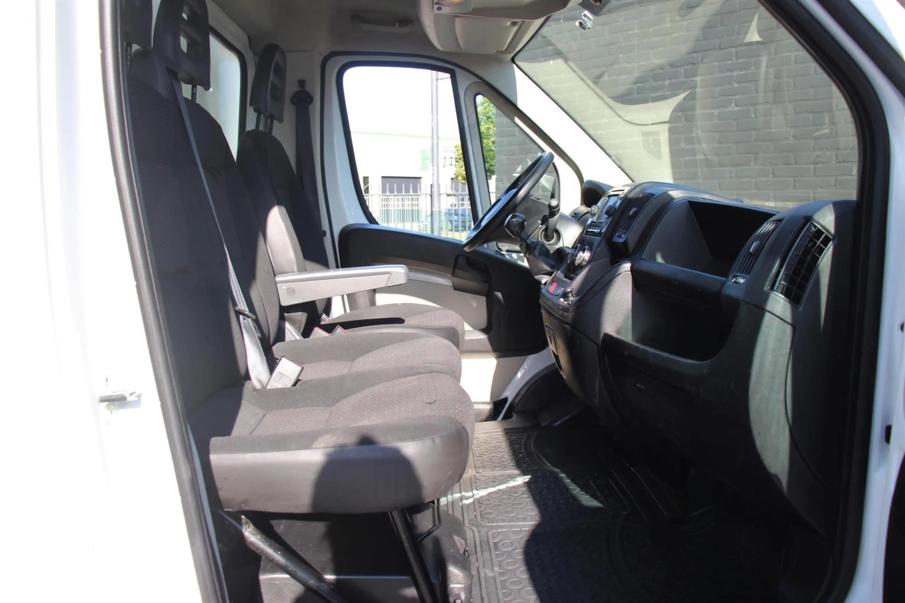 Peugeot Boxer 2.0 HDI 130 pk L4 Kipper Airco, Navi Cruise Contro — photo 20