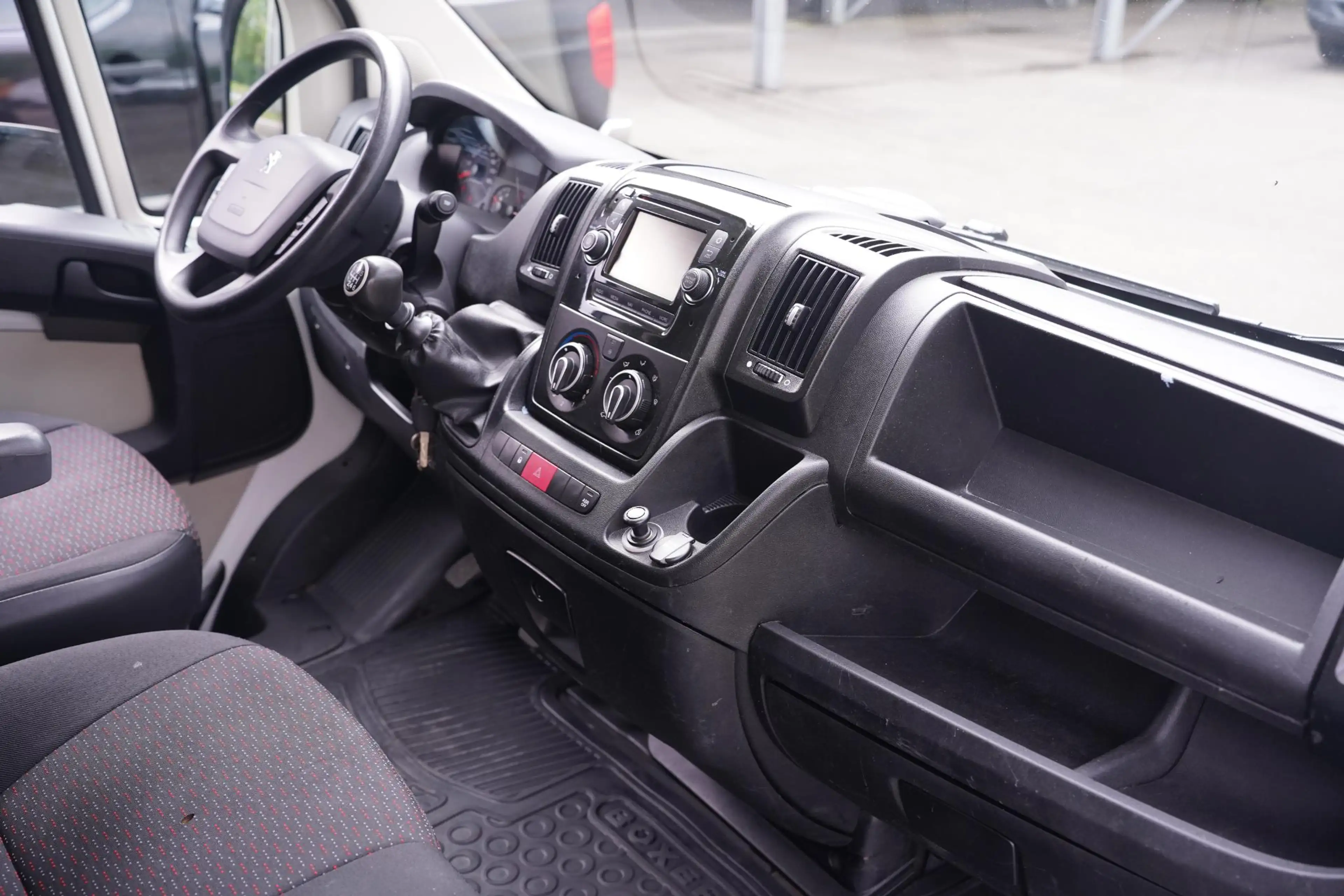 Peugeot Boxer 2.0 HDI 130 pk L4 Kipper Airco, Navi Cruise Contro — photo 23
