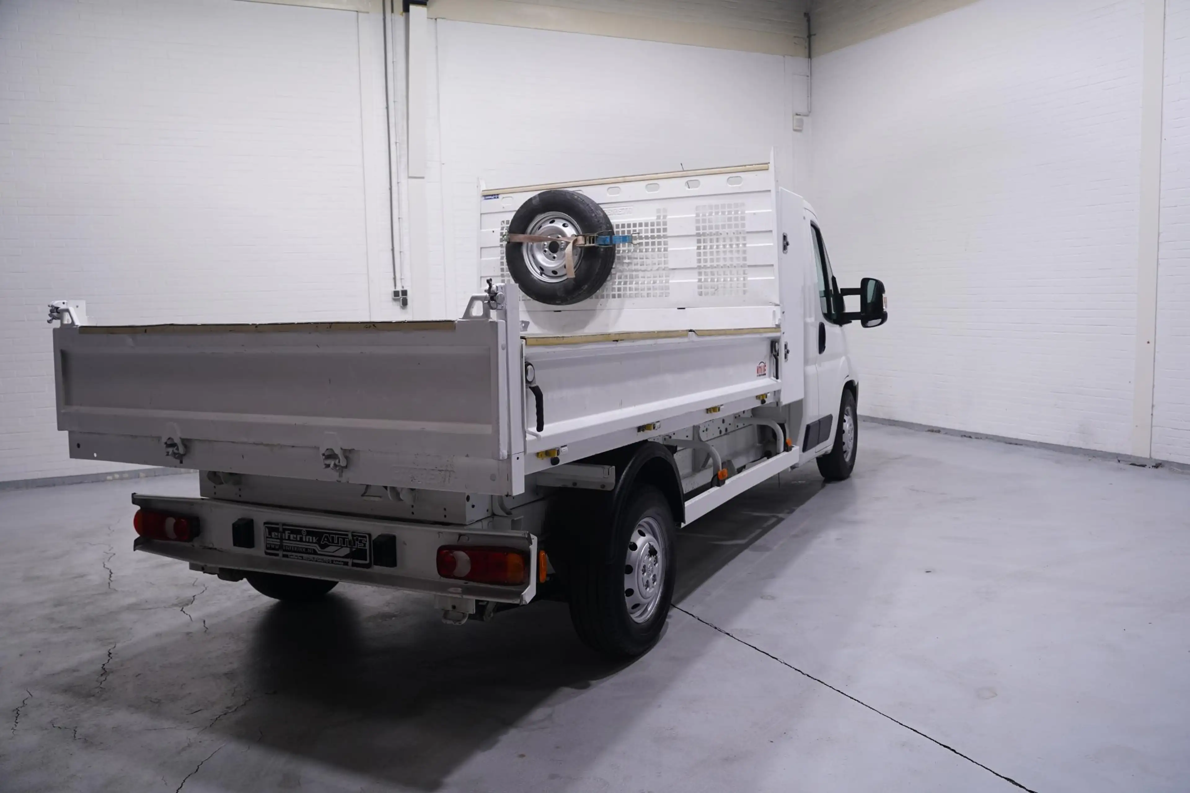 Peugeot Boxer 2.0 HDI 130 pk L4 Kipper Airco, Navi Cruise Contro — photo 4