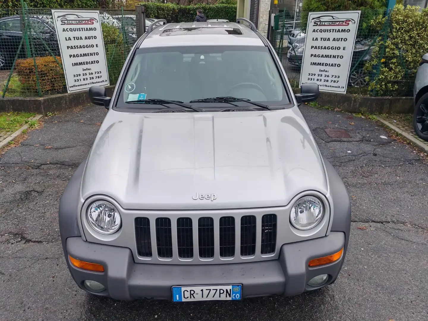 Jeep Cherokee Cherokee III 2.8 crd Limited auto (((69000 km))) Grigio - 2