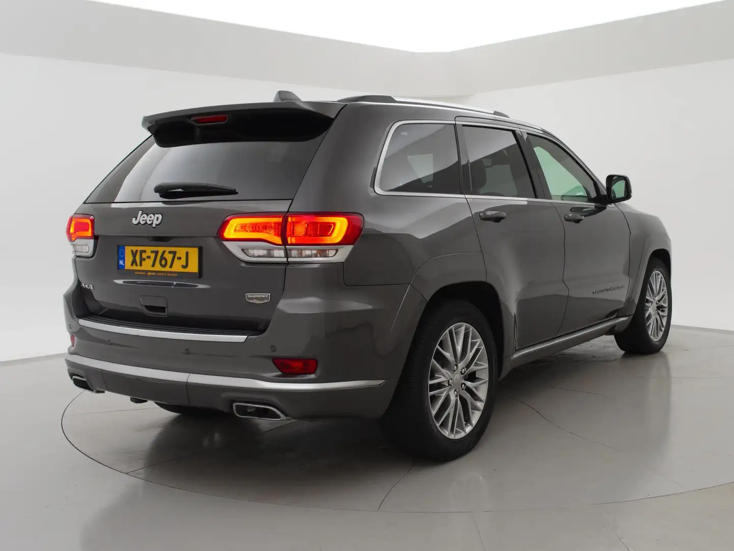 Jeep Grand Cherokee 3.0 CRD SUMMIT *MOTOR DEFECT* ENGINE PROBLEM Grijs - 2
