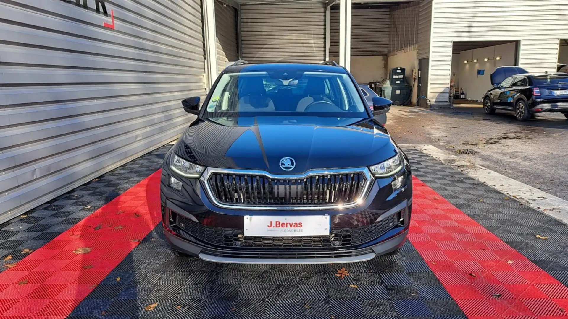 Skoda Kodiaq 2.0 TDI 150 SCR DSG7 7PL AMBITION Noir - 2