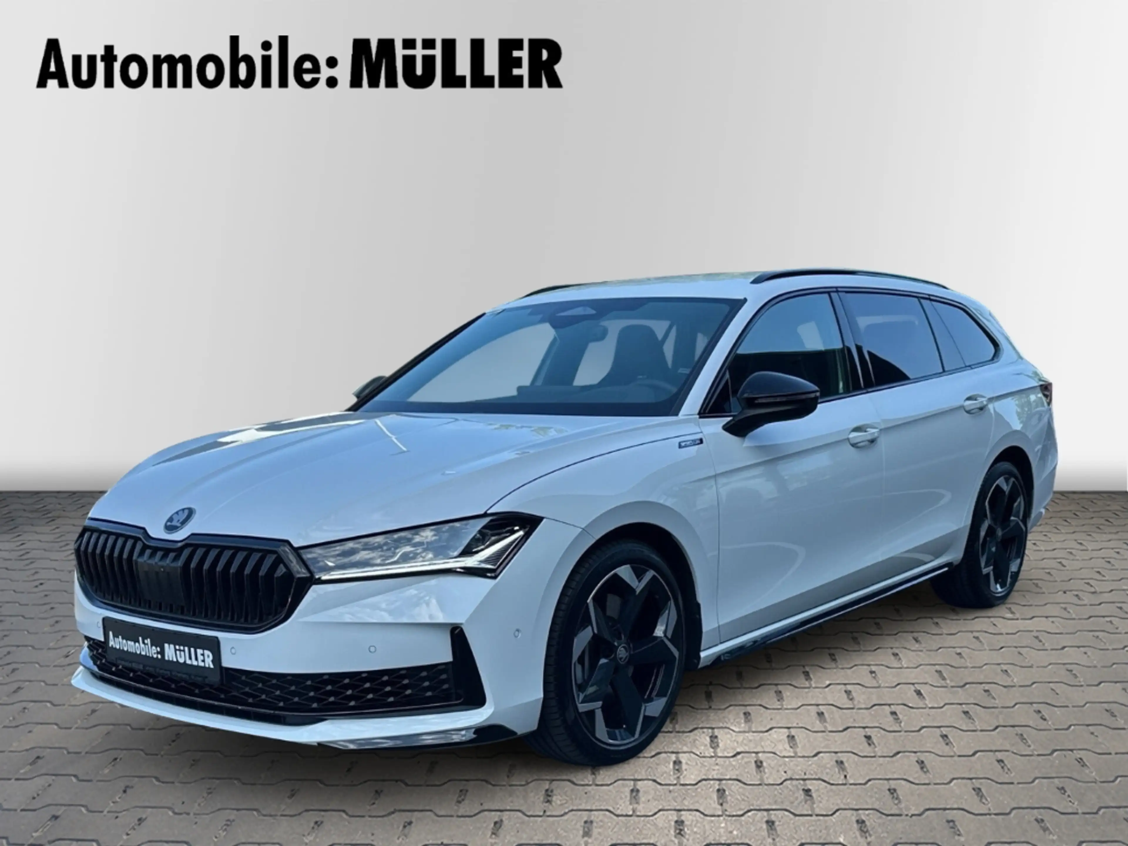 Skoda Superb Combi Sportline 2,0 TSI 195 kW 7-Gang-DSG 4x4*Stan