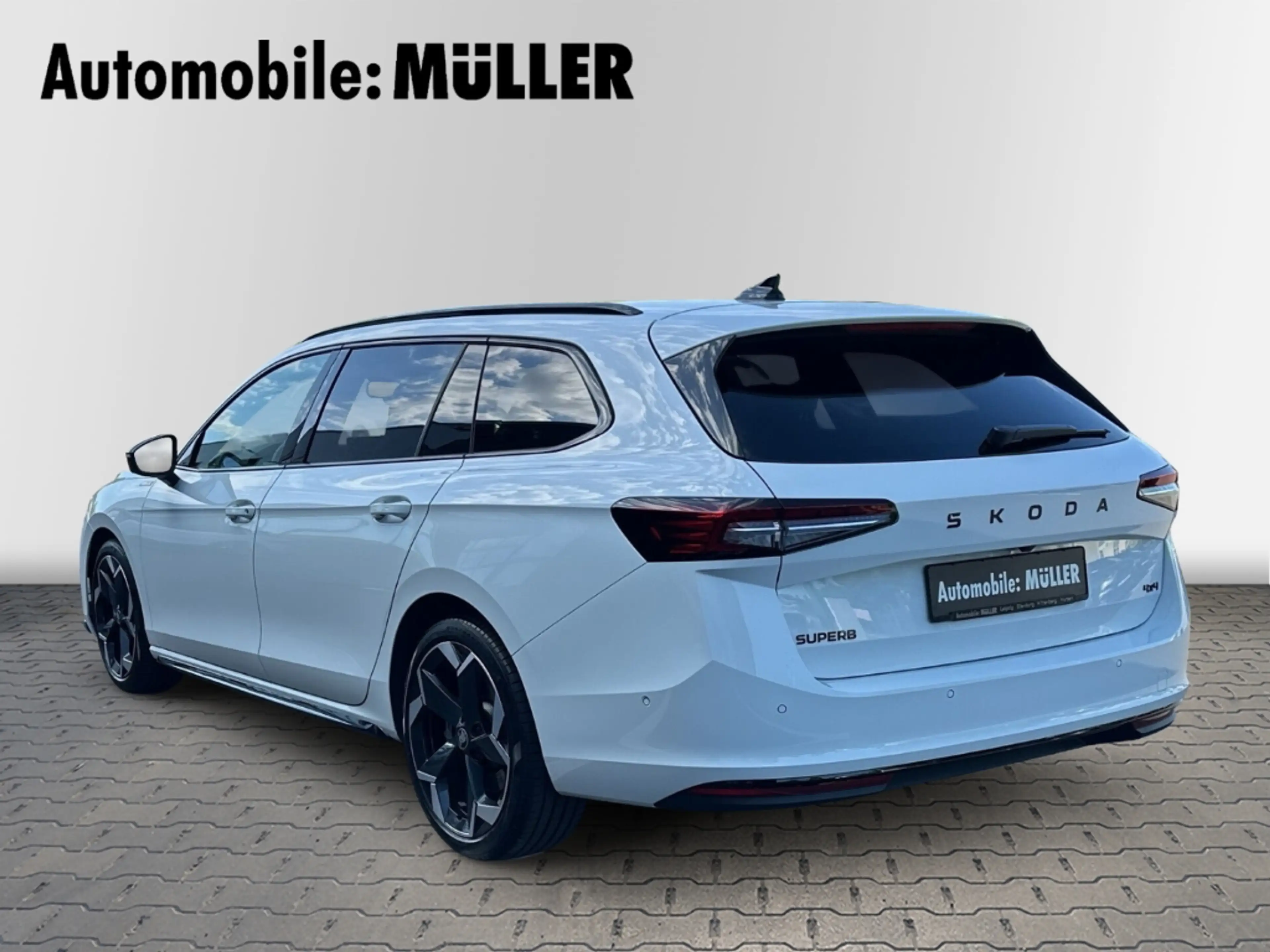 Skoda Superb Combi Sportline 2,0 TSI 195 kW 7-Gang-DSG 4x4*Stan — photo 6