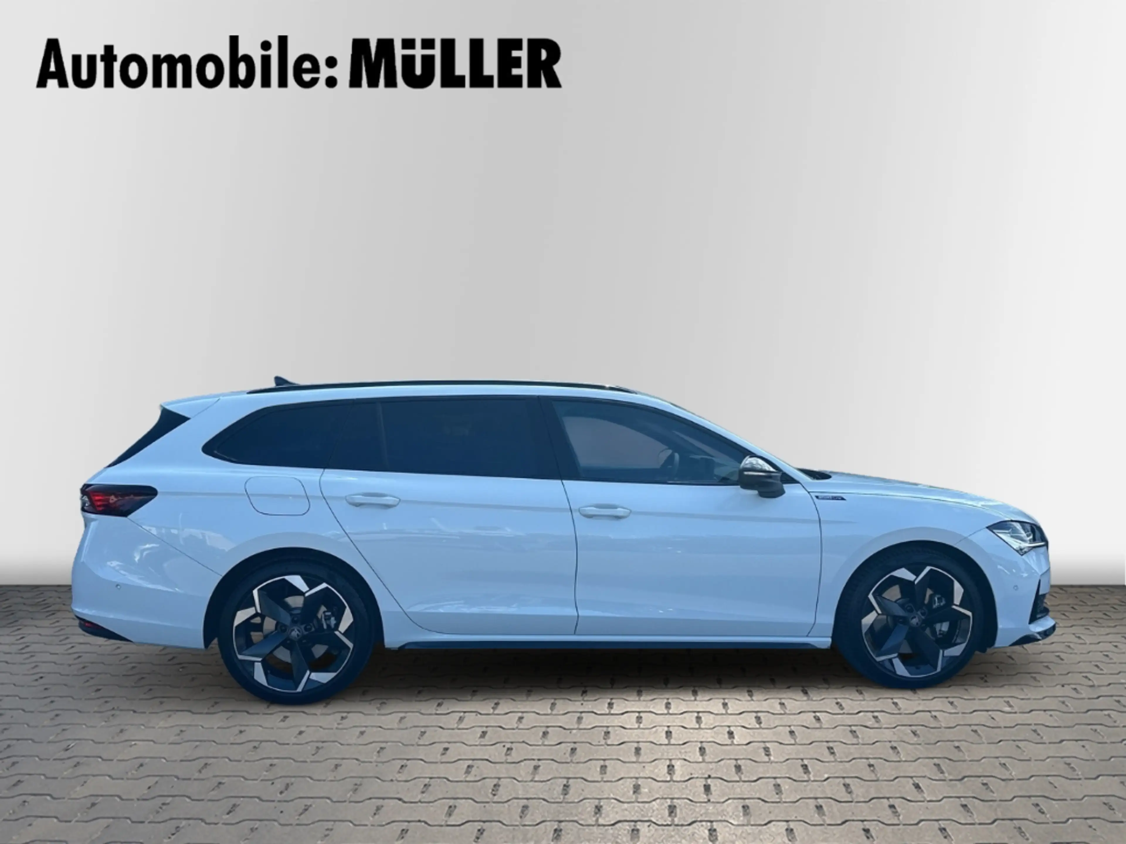 Skoda Superb Combi Sportline 2,0 TSI 195 kW 7-Gang-DSG 4x4*Stan — photo 4