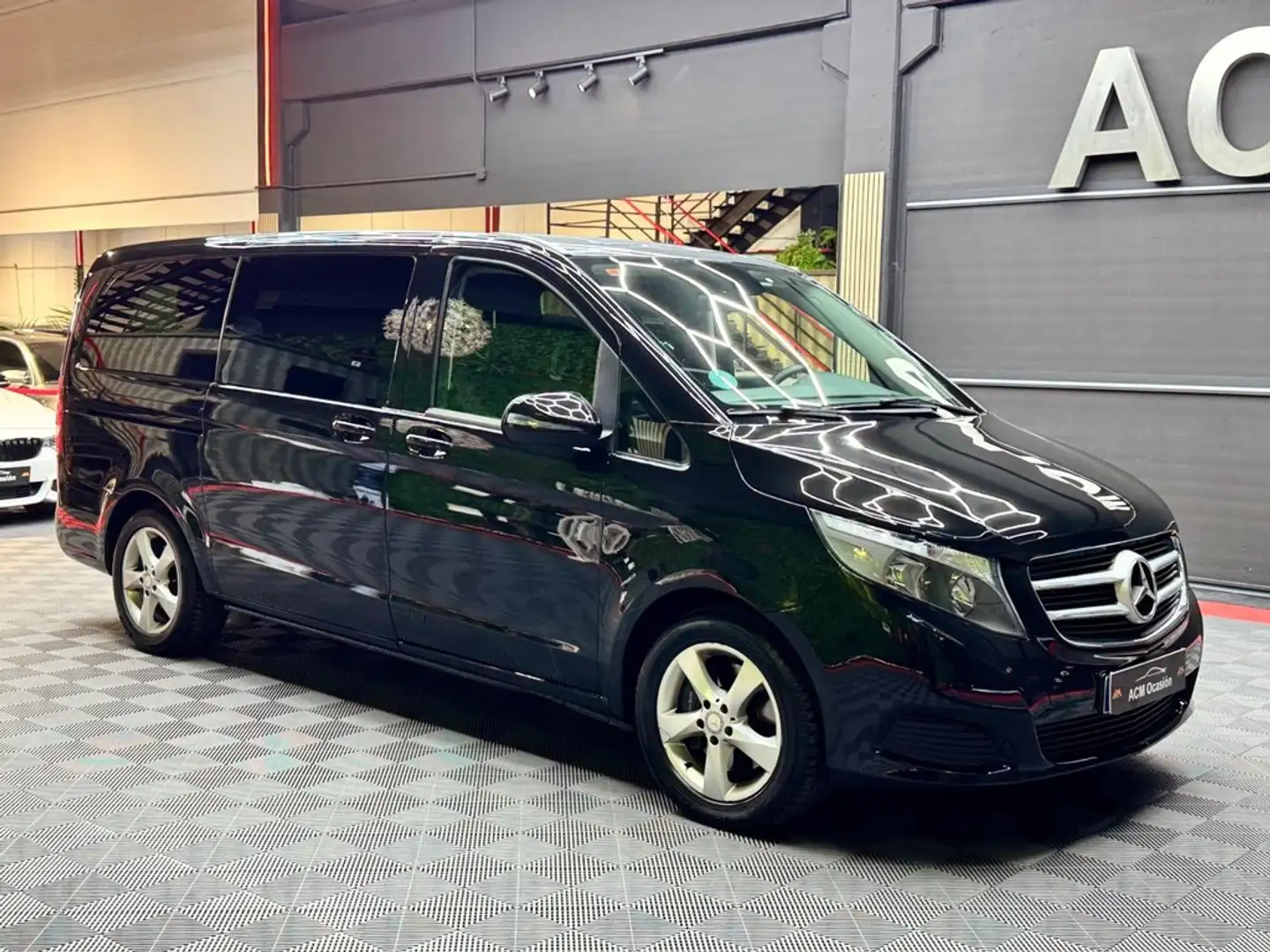 Mercedes-Benz V 200 d Avantgarde Largo Negru - 2