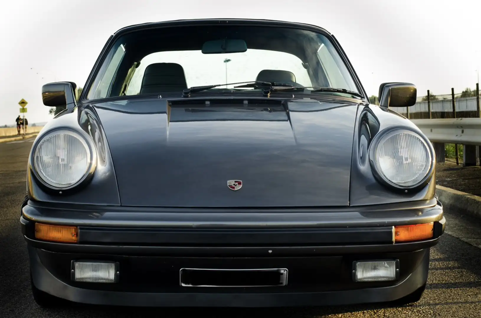 Porsche 911 SC Grau - 1