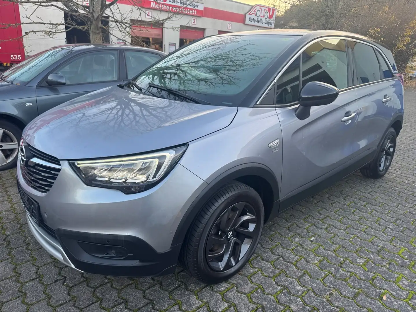 Opel Grandland X LED+Navi+Kamera Grijs - 1