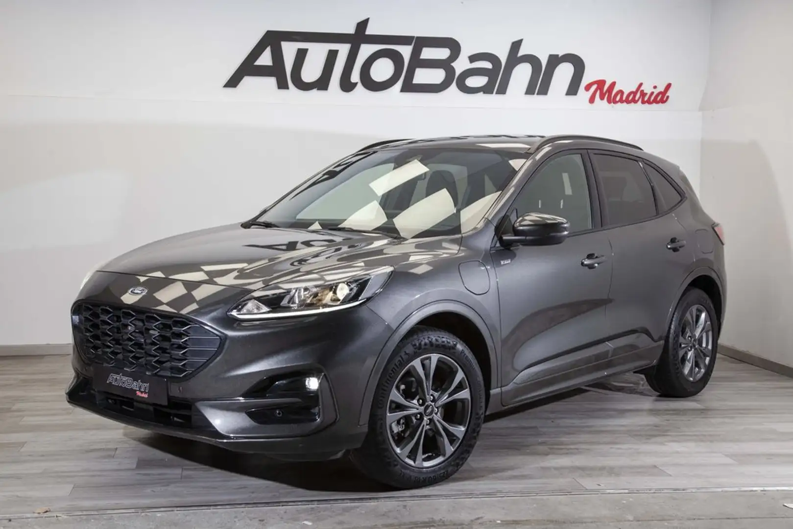 Ford Kuga 2.5 Duratec PHEV ST-Line 4x2 Gris - 1
