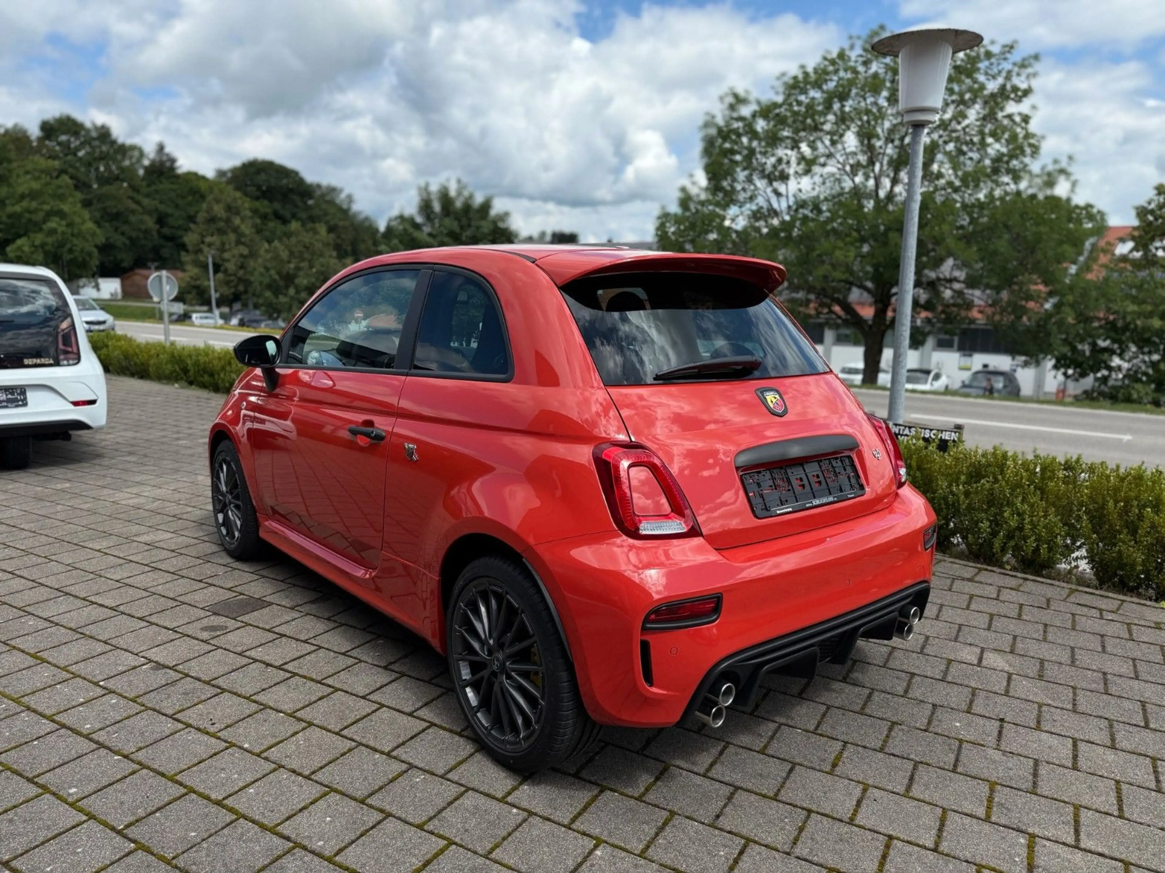 Abarth 500 695 1.4 T-Jet *BEATS AUDIO*ALCANTARA*PDC* — photo 4