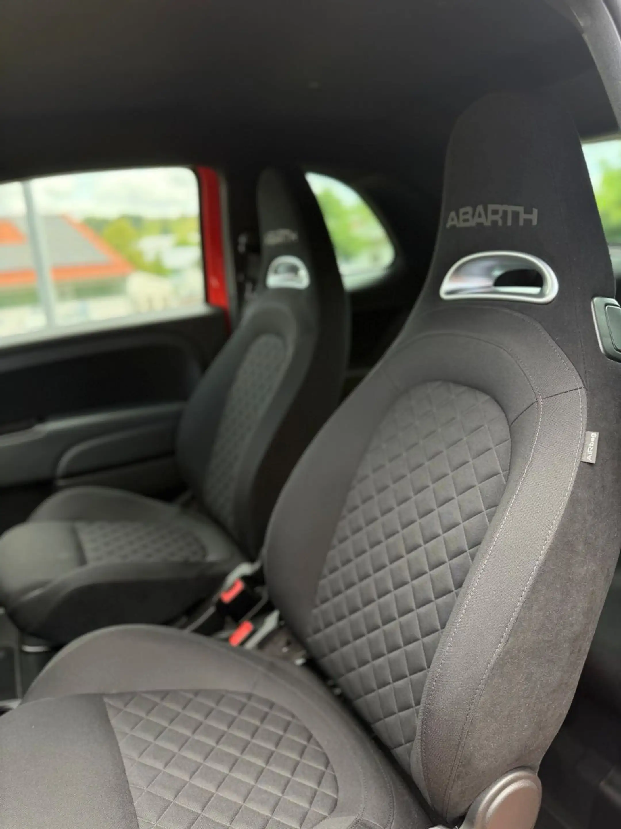 Abarth 500 695 1.4 T-Jet *BEATS AUDIO*ALCANTARA*PDC* — photo 9