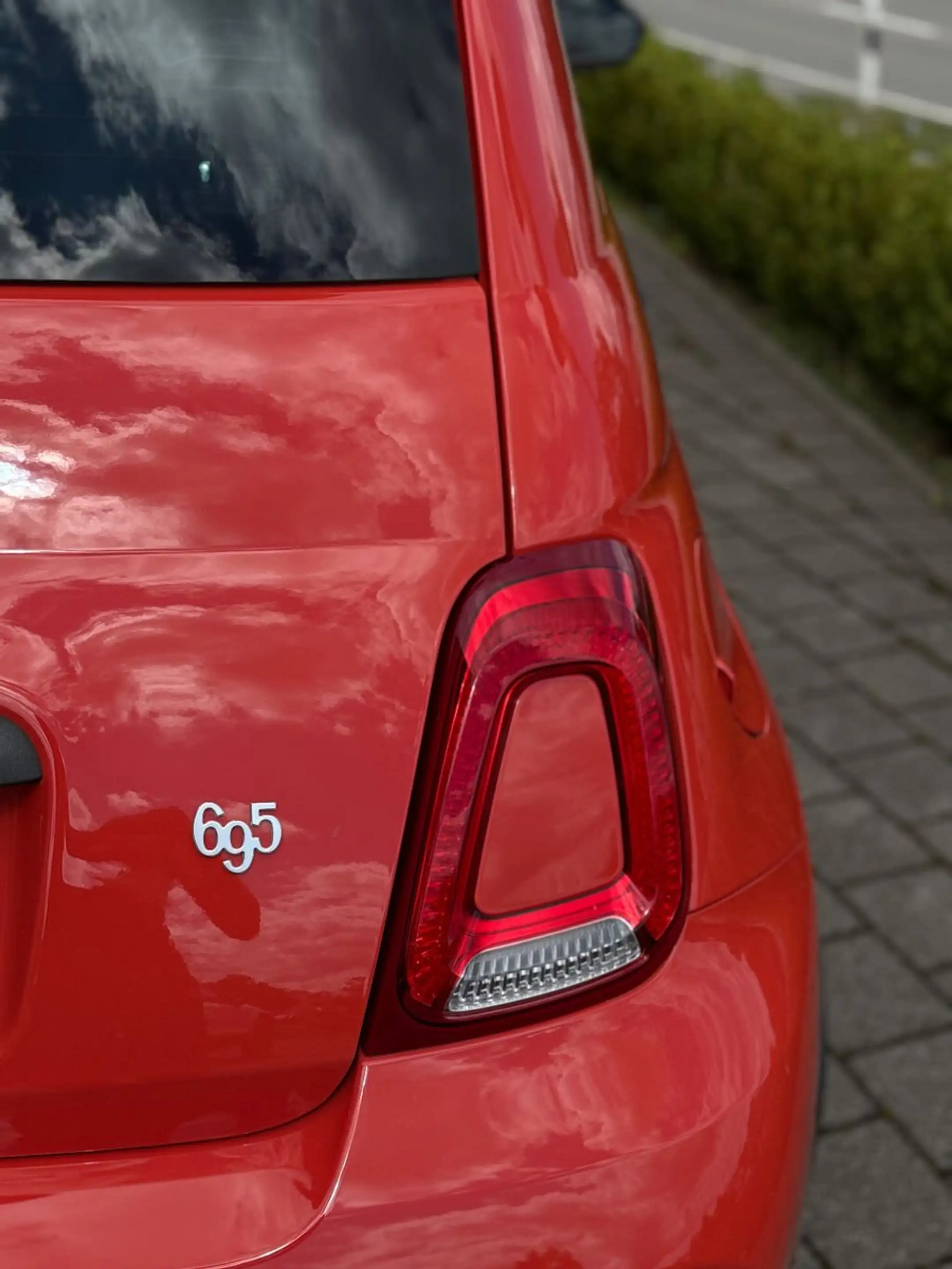 Abarth 500 695 1.4 T-Jet *BEATS AUDIO*ALCANTARA*PDC* — photo 6