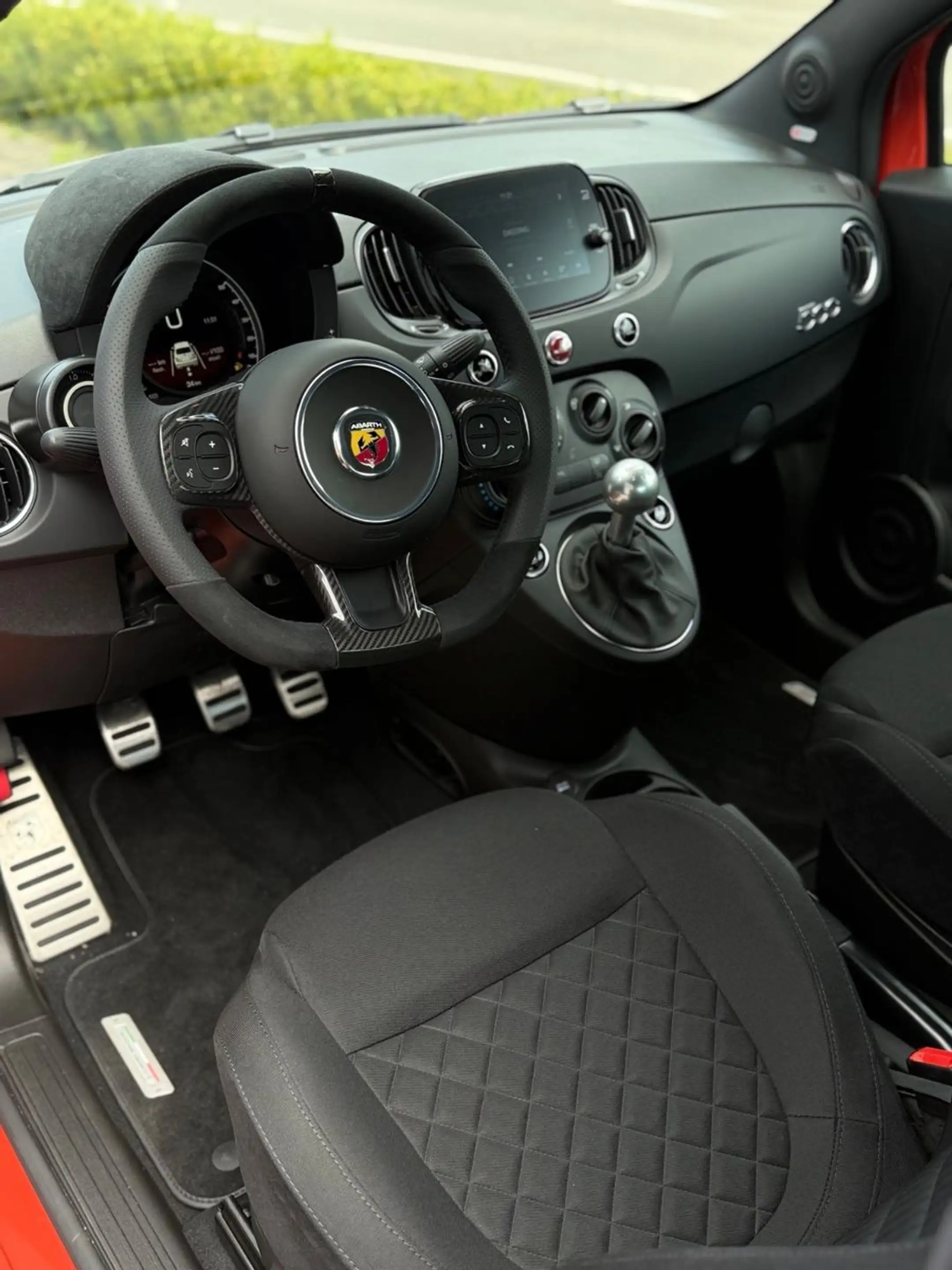 Abarth 500 695 1.4 T-Jet *BEATS AUDIO*ALCANTARA*PDC* — photo 11