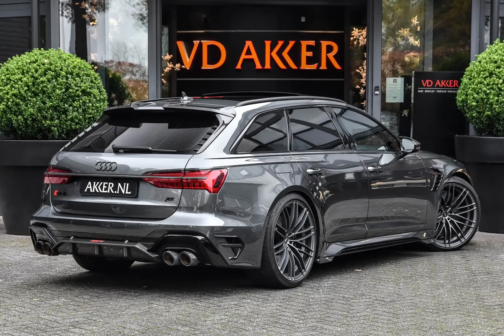 Audi RS6 RS6-R ABT (1 of 125) | 740 pk | Dynamic Plus | DRC Gris - 2
