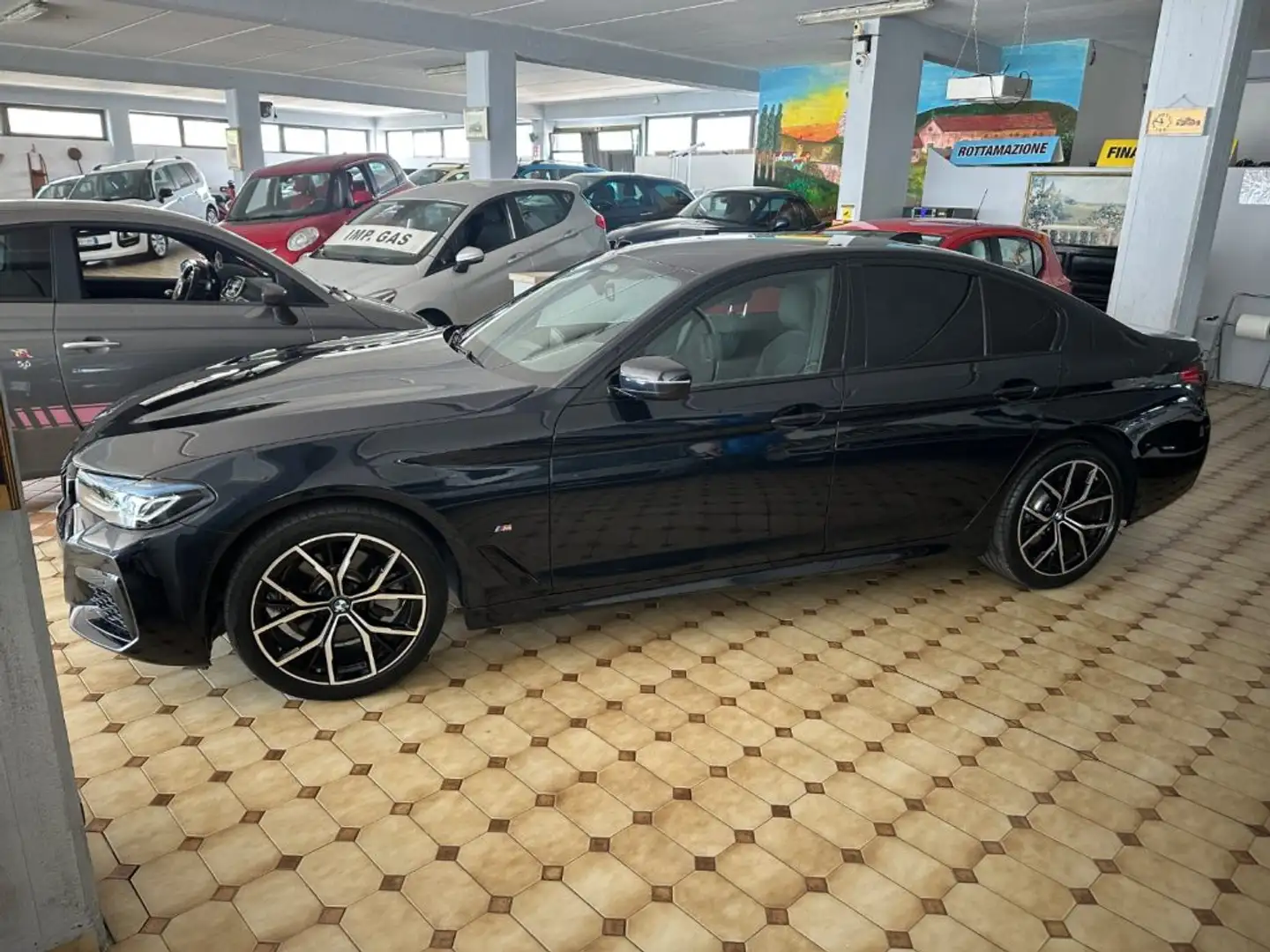 BMW 520 d 48V Lux StYle Azul - 1