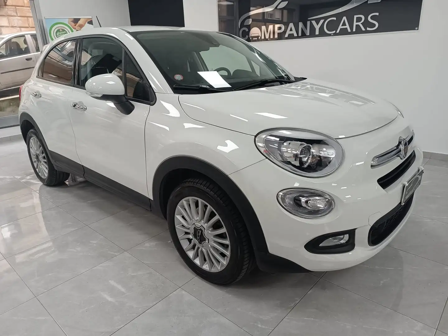 Fiat 500X 1.6 mjt lounge 4x2 120cv - 1