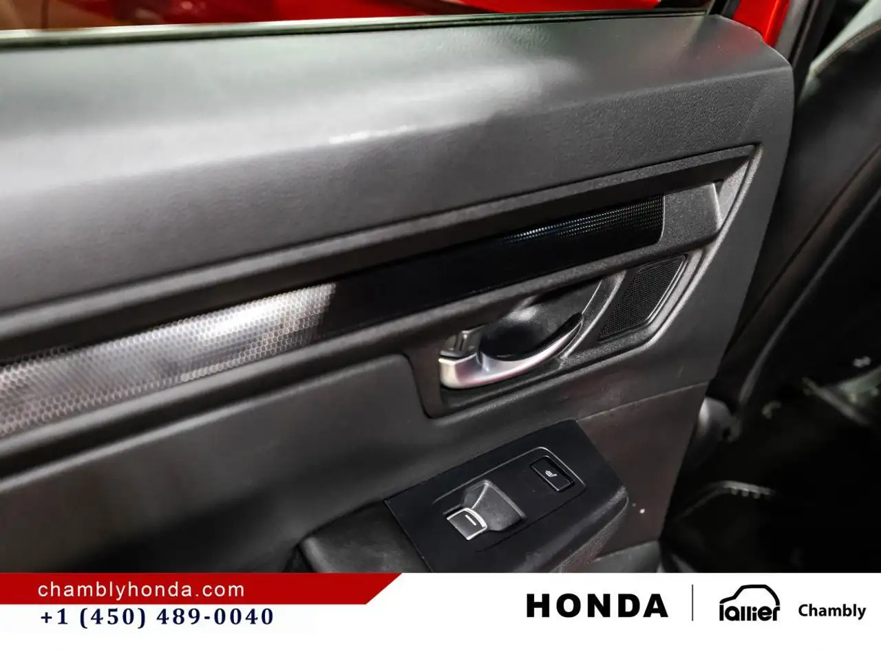 Honda CR-V photo Honda CR-V