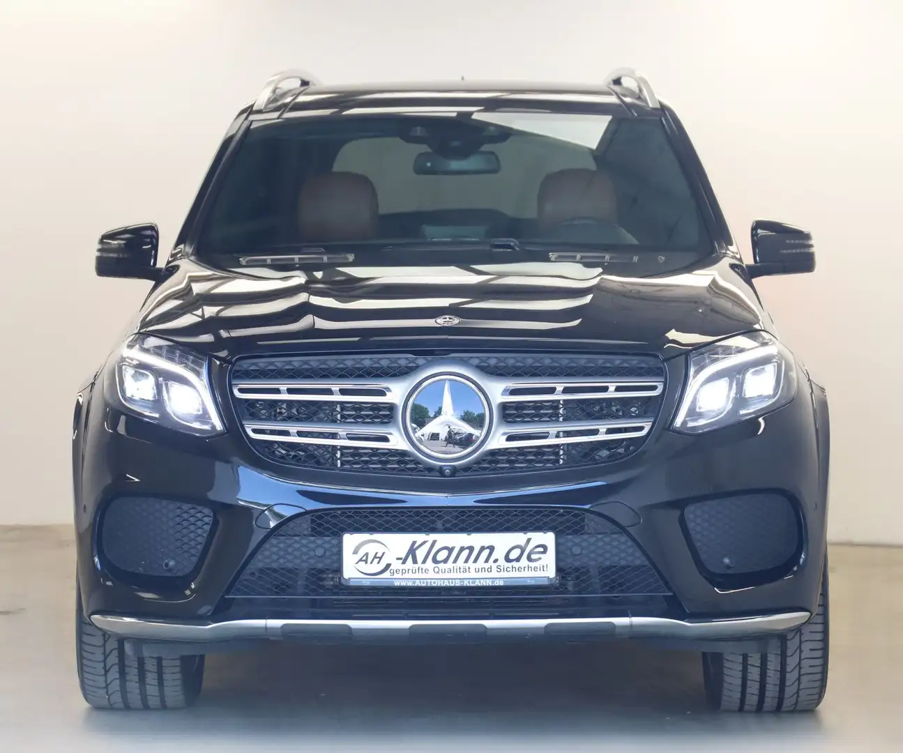 Mercedes-Benz GLS 350 d 258PS 4Matic AMG Line Pano 7Sitz 1.Hand Чорний - 2