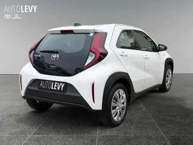 Toyota Aygo view 6