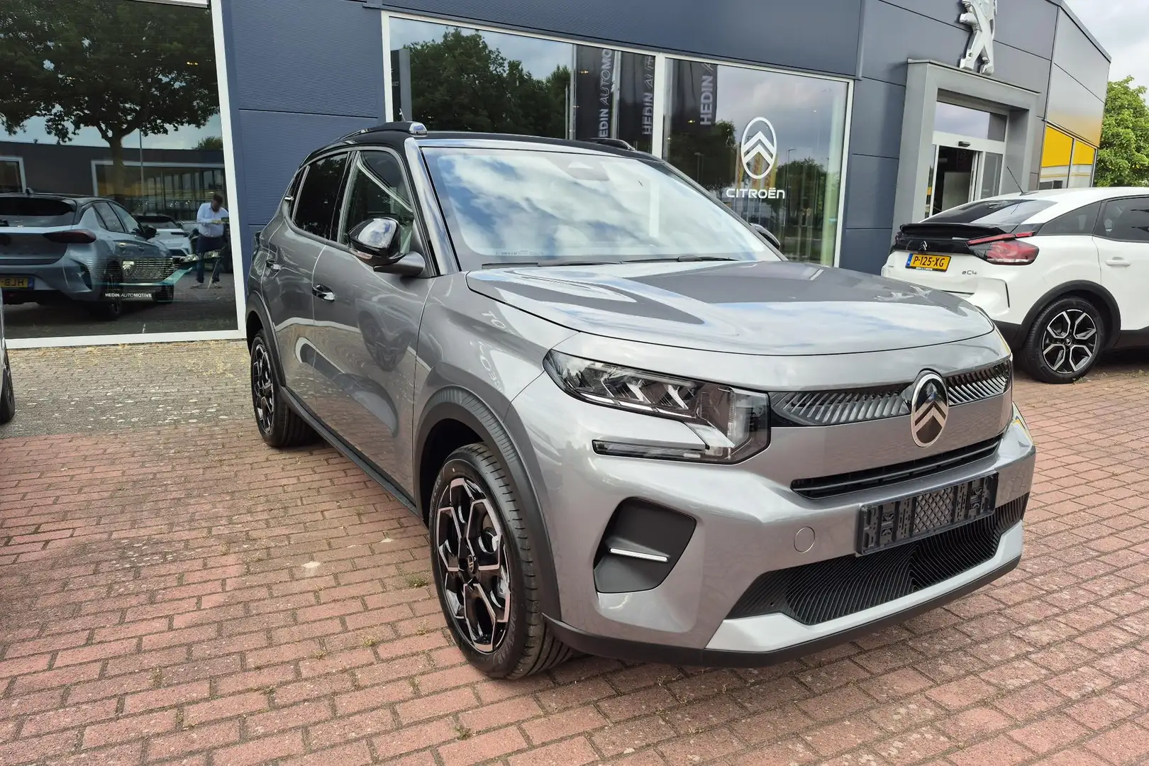 Citroen C3 1.2 Hybrid 110pk Max Automaat | Navigatie | Parkee Gris - 2