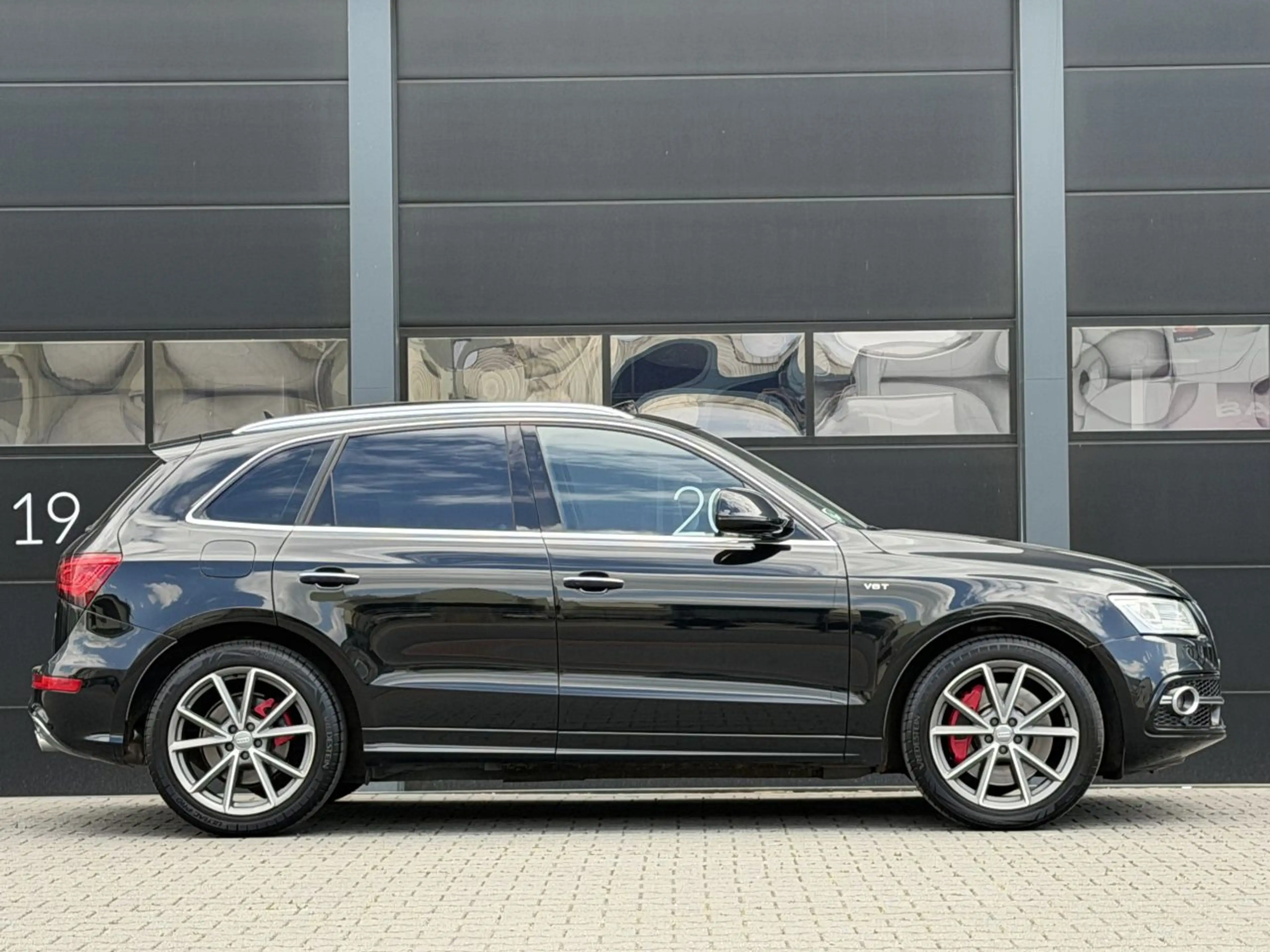 Audi SQ5 3.0 TDI Quattro Pano B&O — photo 3