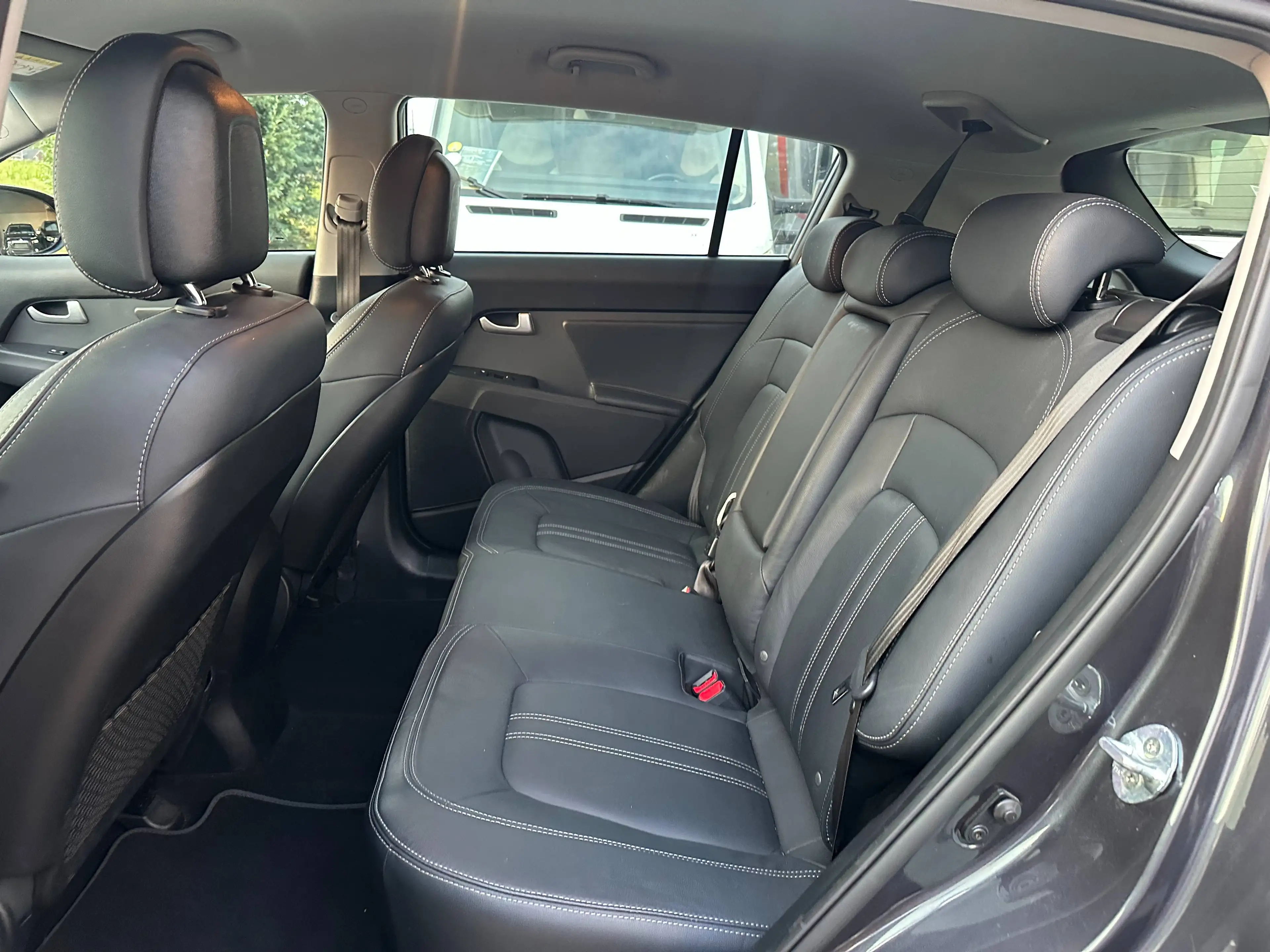 Kia Sportage Sportage 1.6i , Leder, Camera, Stoelverwarming, Full Option & 12M Garantie — photo 9