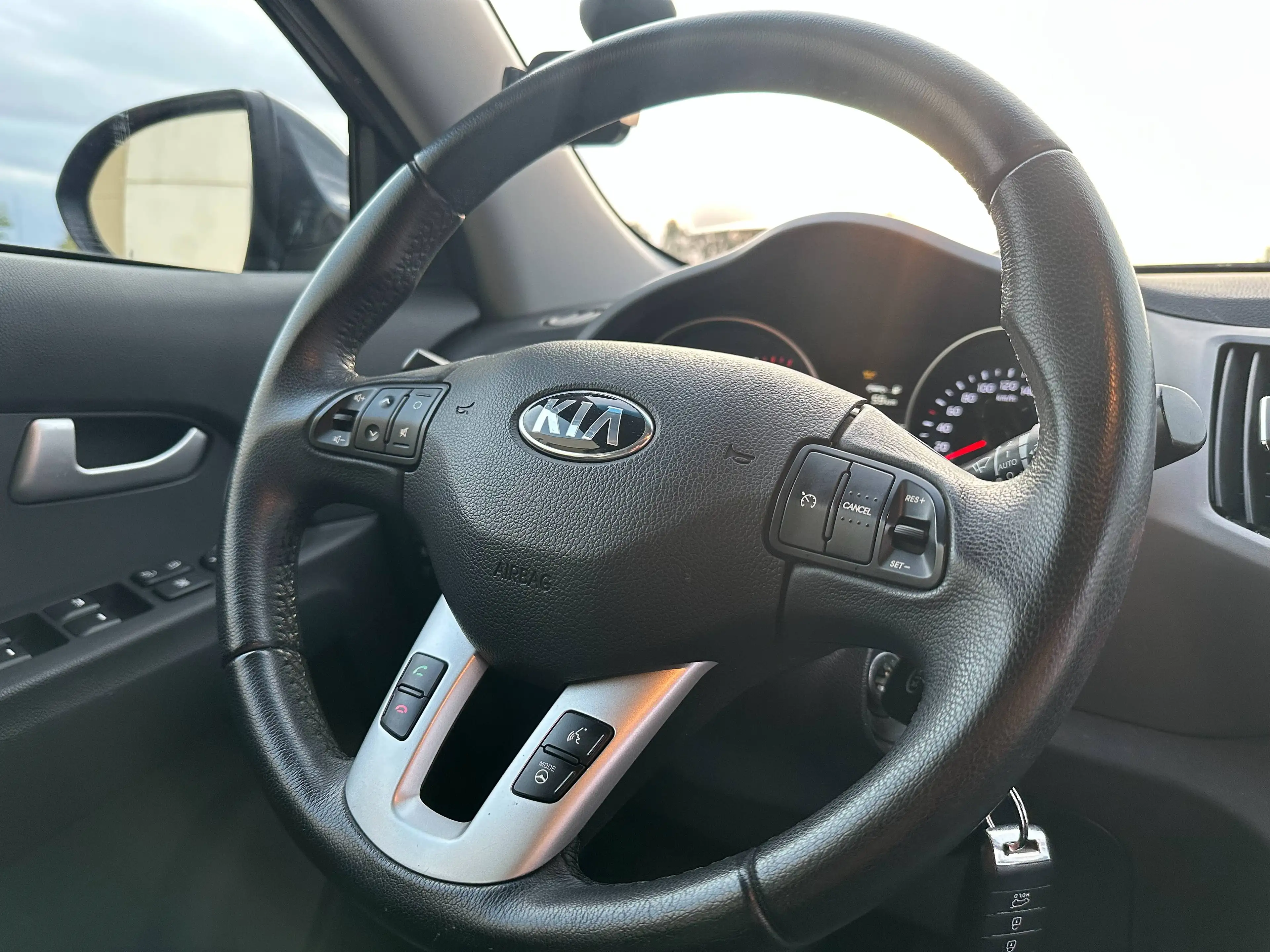 Kia Sportage Sportage 1.6i , Leder, Camera, Stoelverwarming, Full Option & 12M Garantie — photo 13