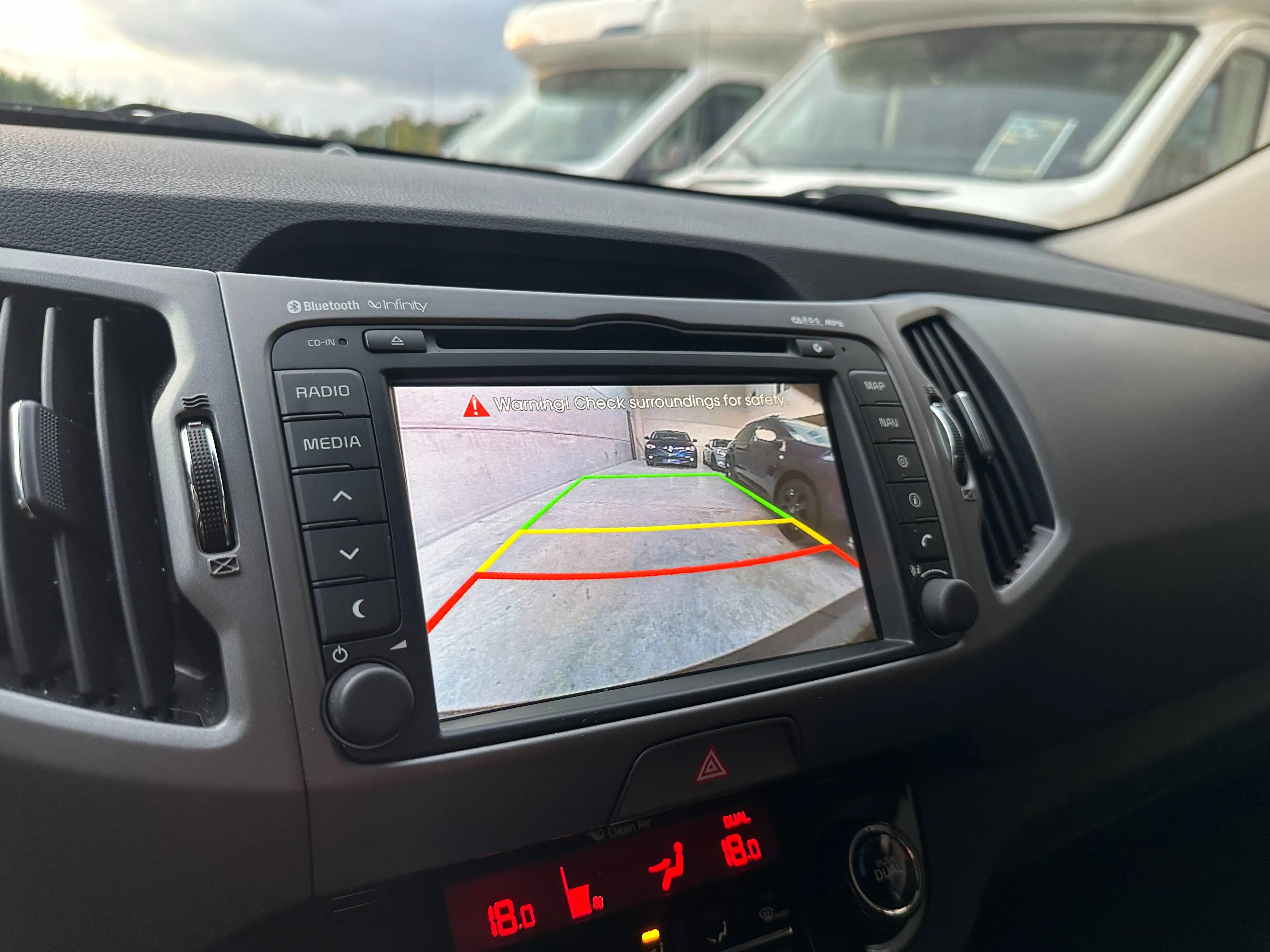 Kia Sportage Sportage 1.6i , Leder, Camera, Stoelverwarming, Full Option & 12M Garantie — photo 14
