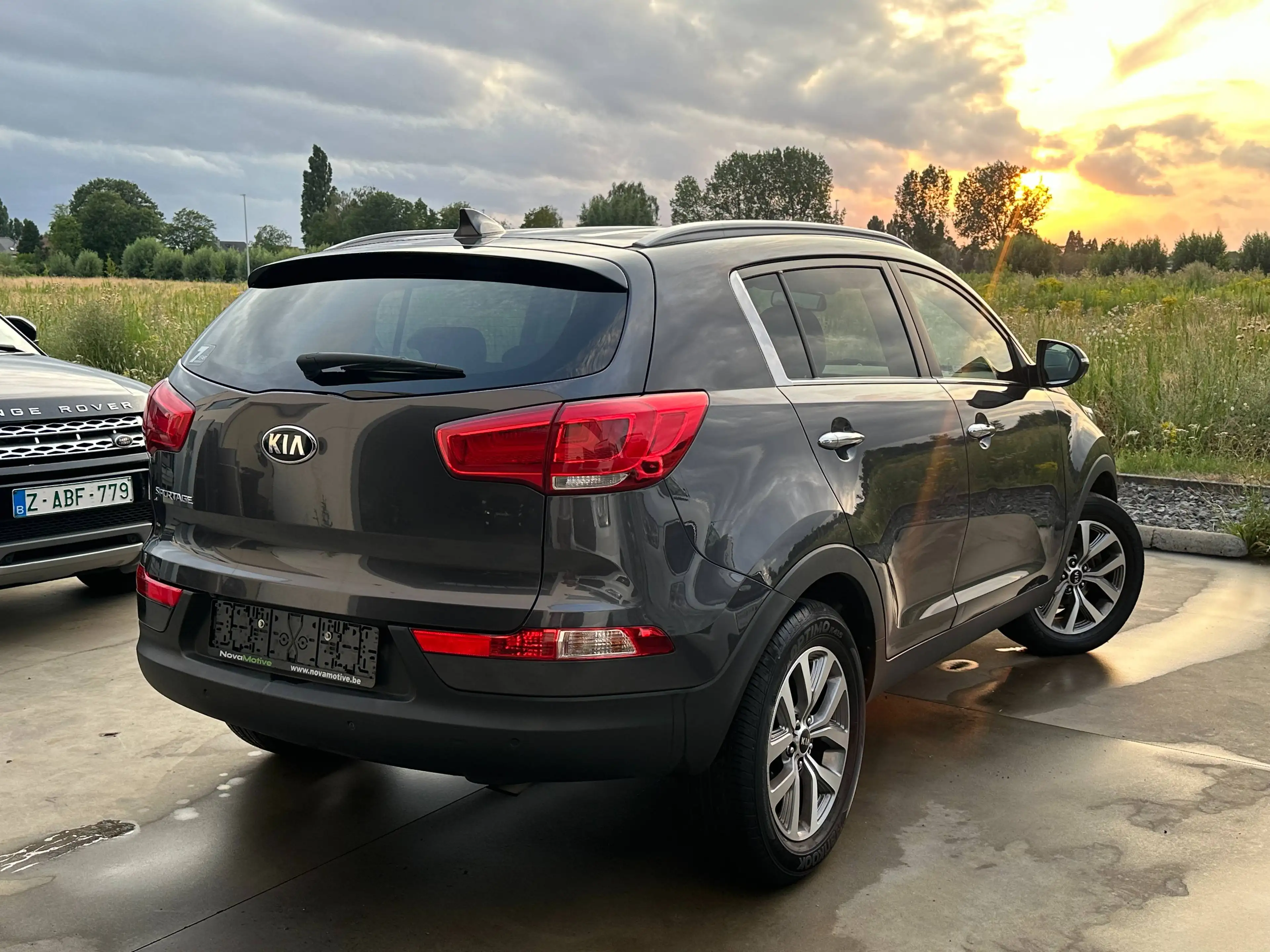 Kia Sportage Sportage 1.6i , Leder, Camera, Stoelverwarming, Full Option & 12M Garantie — photo 2