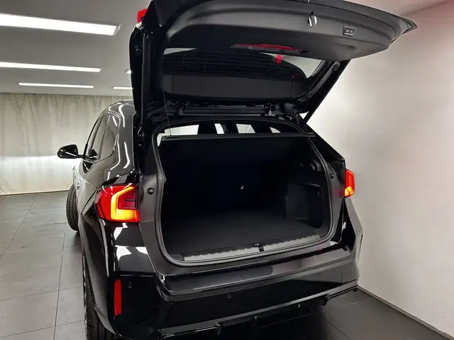 BMW X1 view 11