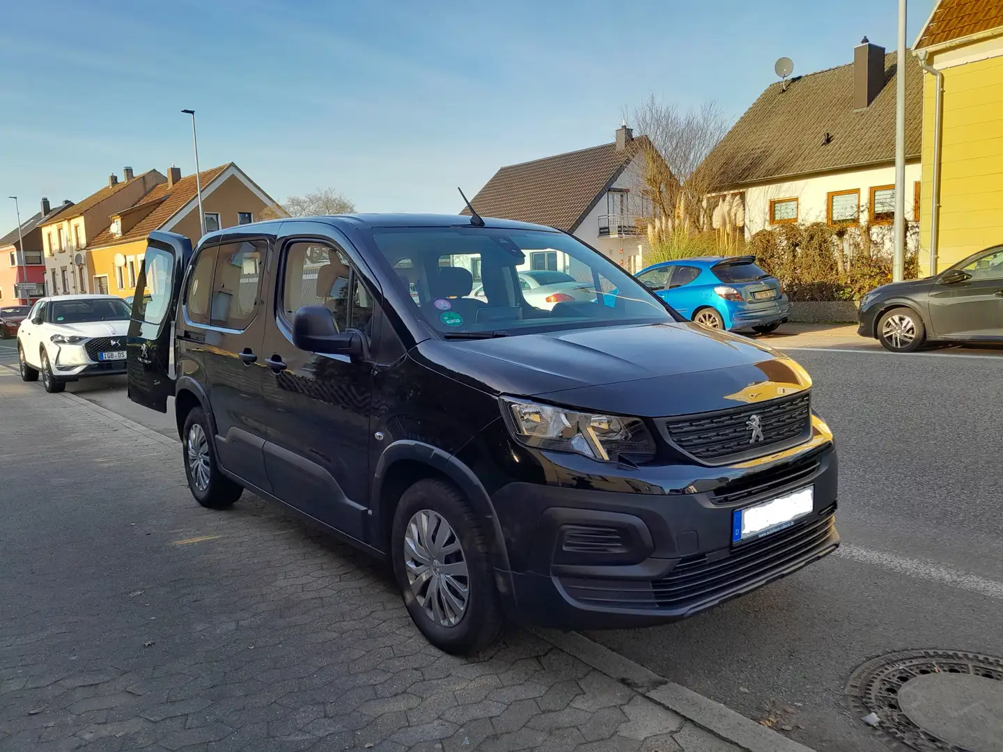 Peugeot Rifter PureTech 110 L1 Active Pack Heckflügeltüren Einp Schwarz - 2