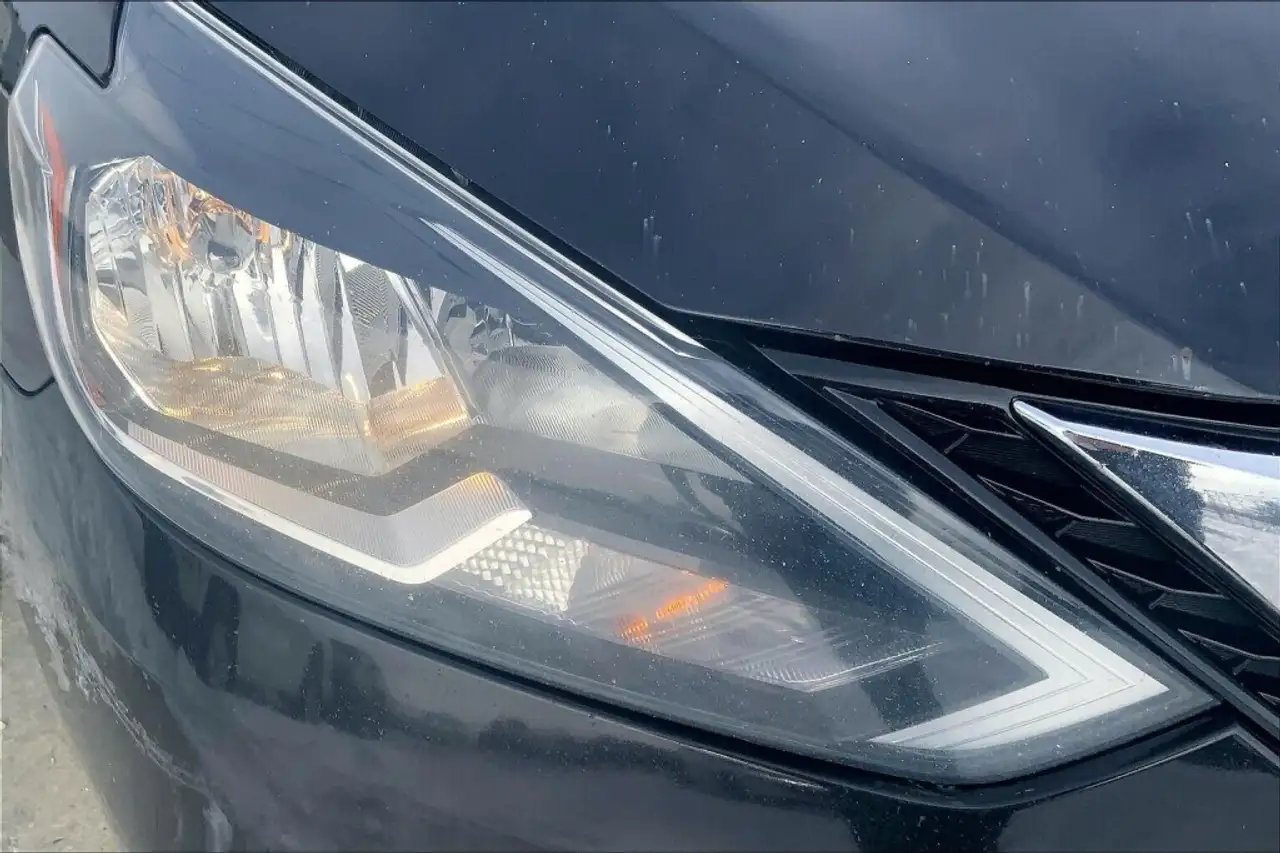Nissan Sentra снимка Nissan Sentra