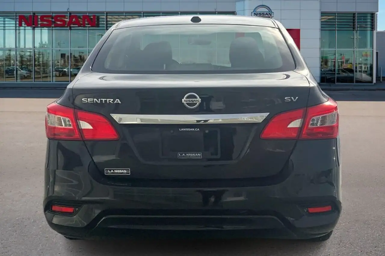 Nissan Sentra снимка Nissan Sentra