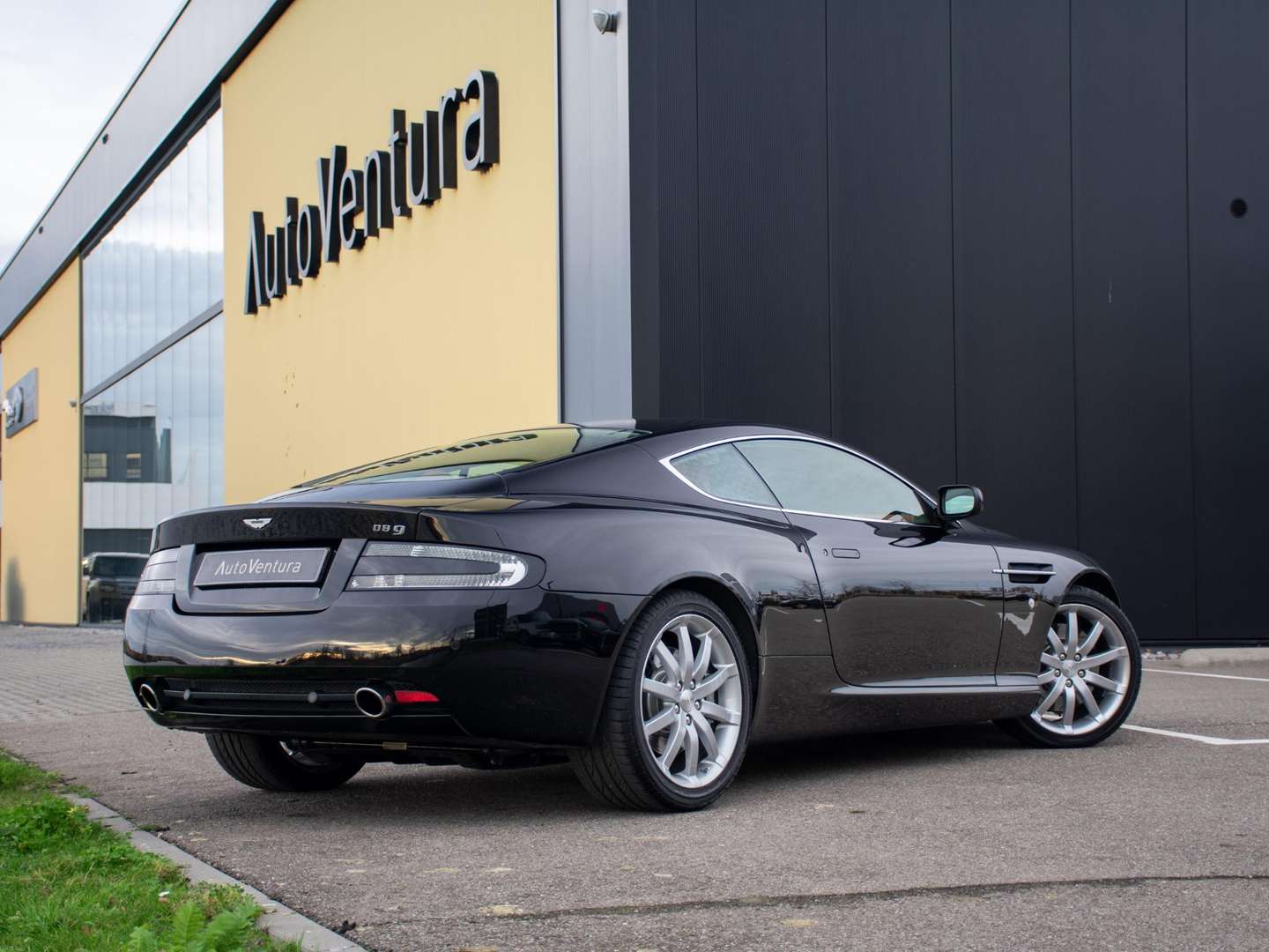 Aston Martin DB9 5.9 V12 Touchtronic -  - Joinsteer - #3