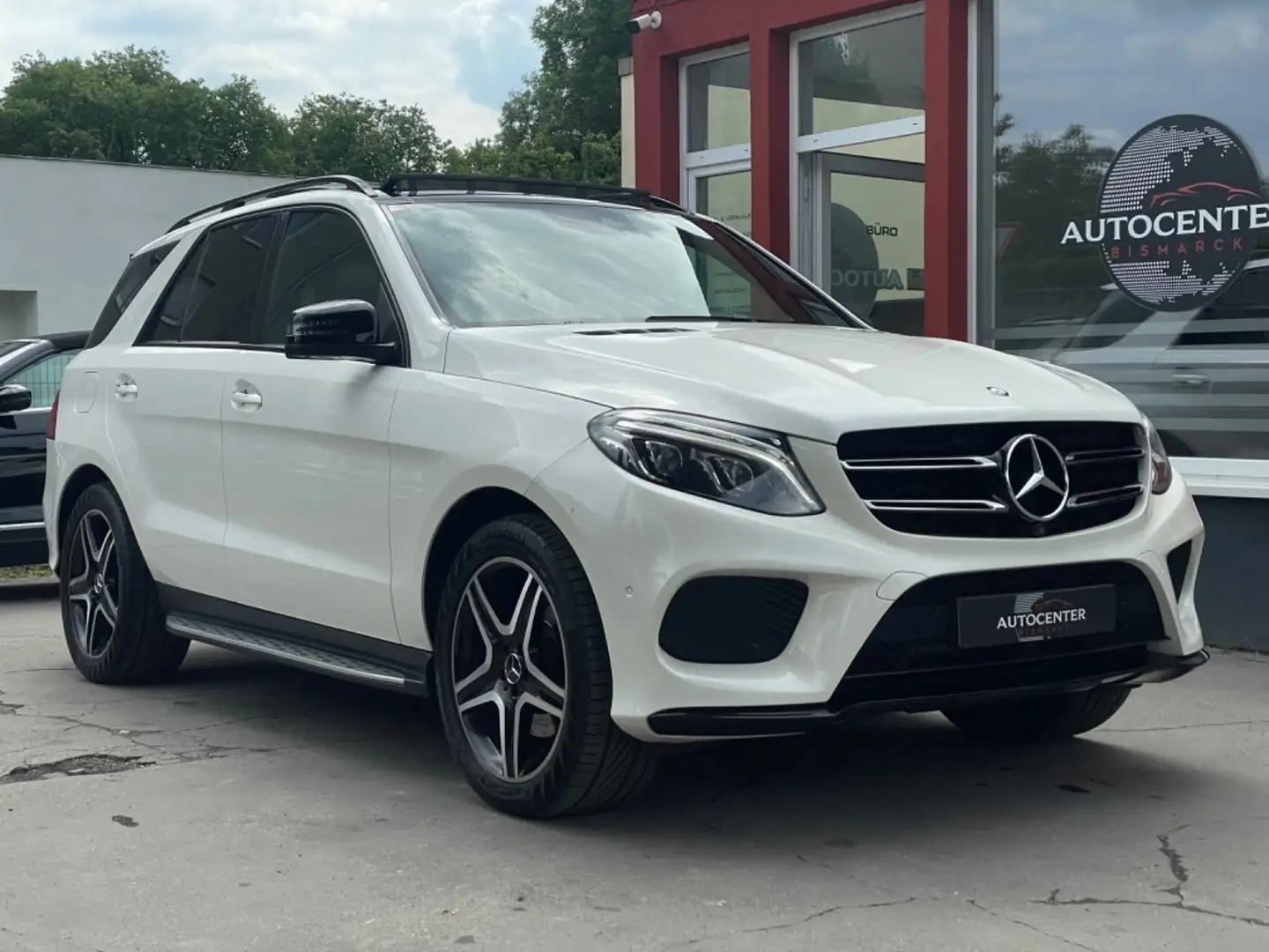 Mercedes-Benz GLE 250 d 4Matic AMG-LINE/NIGHT-PAKET/PANO/360°KA Blanco - 2