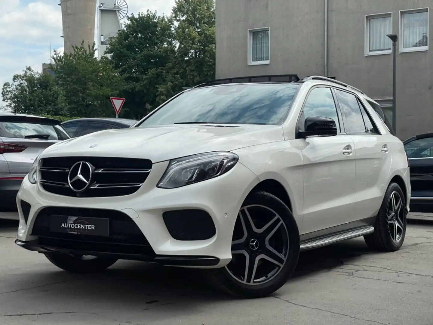 Mercedes-Benz GLE 250 d 4Matic AMG-LINE/NIGHT-PAKET/PANO/360°KA Blanco - 1