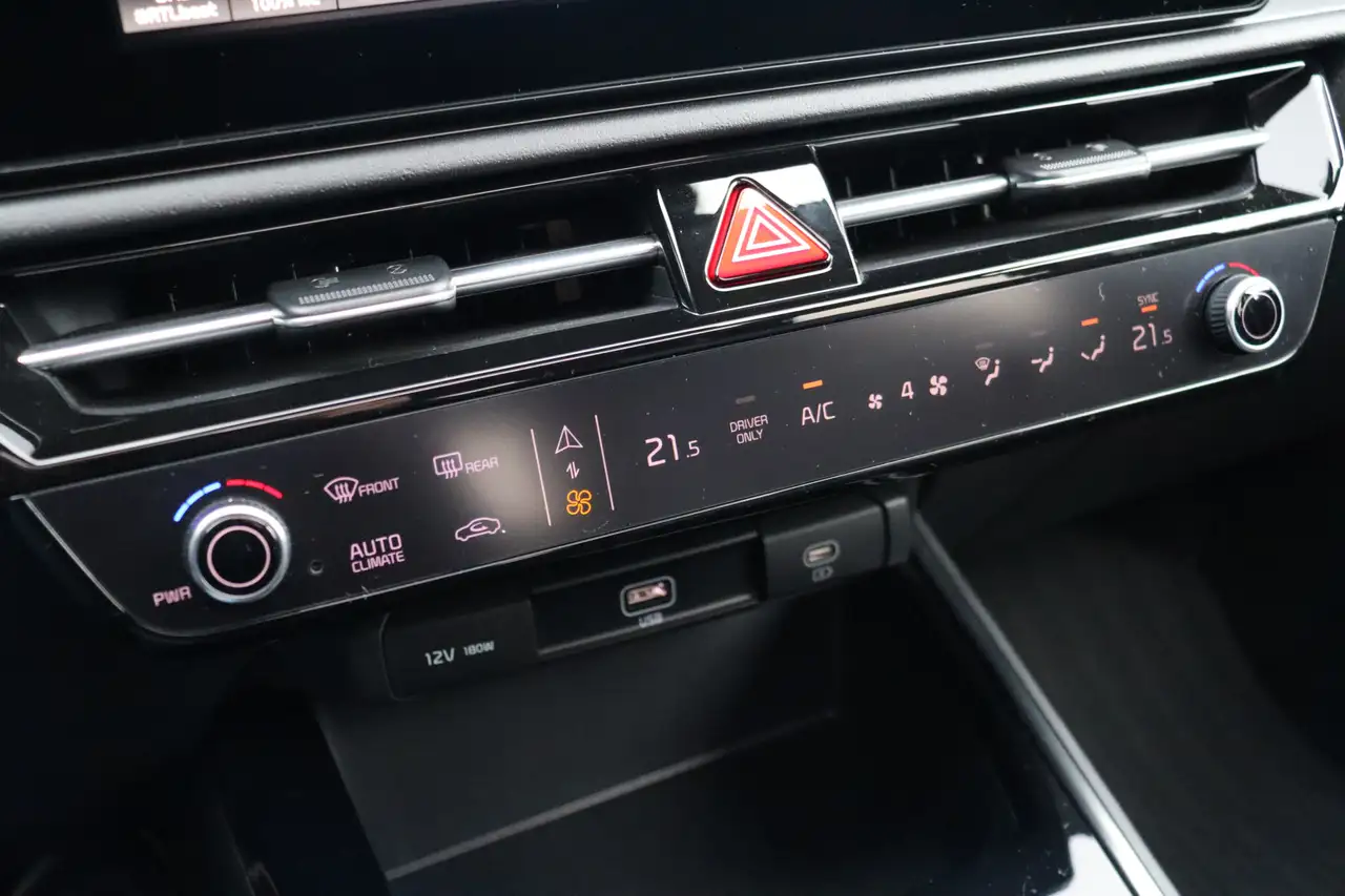 Kia Niro 1.6 GDi Hybrid DynamicPlusLine | Adap. Cruise | St 29