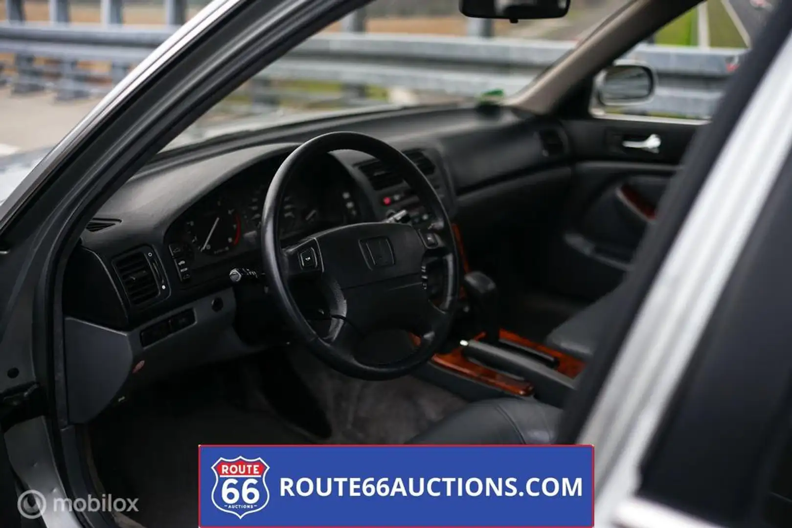 Honda Legend 3.2i V6 Automatic | 1993 | Route 66 Auctions Schwarz - 2
