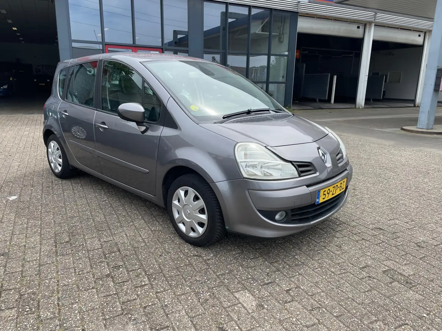 Renault Grand Modus 1.2 TCE Dynamique zeer nette auto Gris - 2