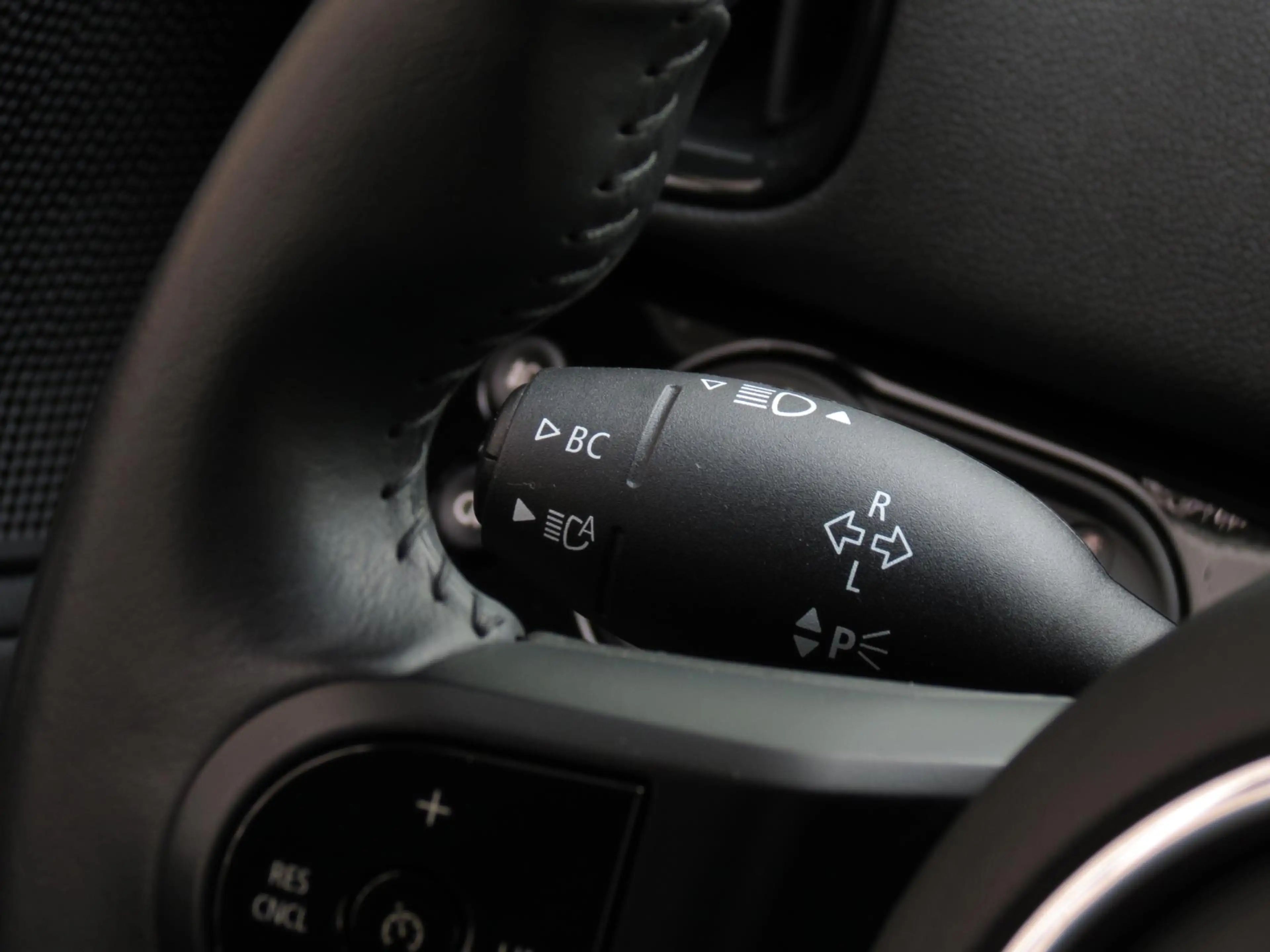 MINI Cooper SE Countryman Mini 2.0 ALL4 HUD|Camera|Car-Play|Navi|Cruise|Clim — photo 19