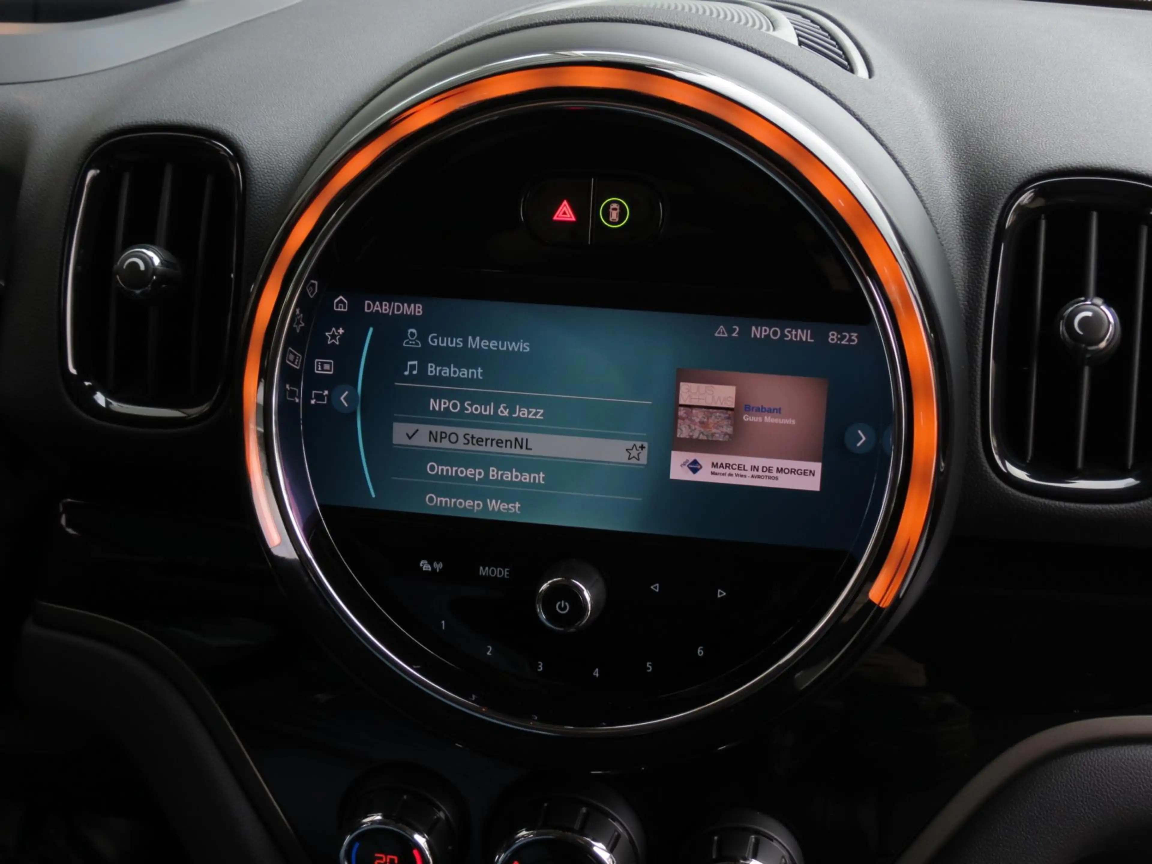 MINI Cooper SE Countryman Mini 2.0 ALL4 HUD|Camera|Car-Play|Navi|Cruise|Clim — photo 10