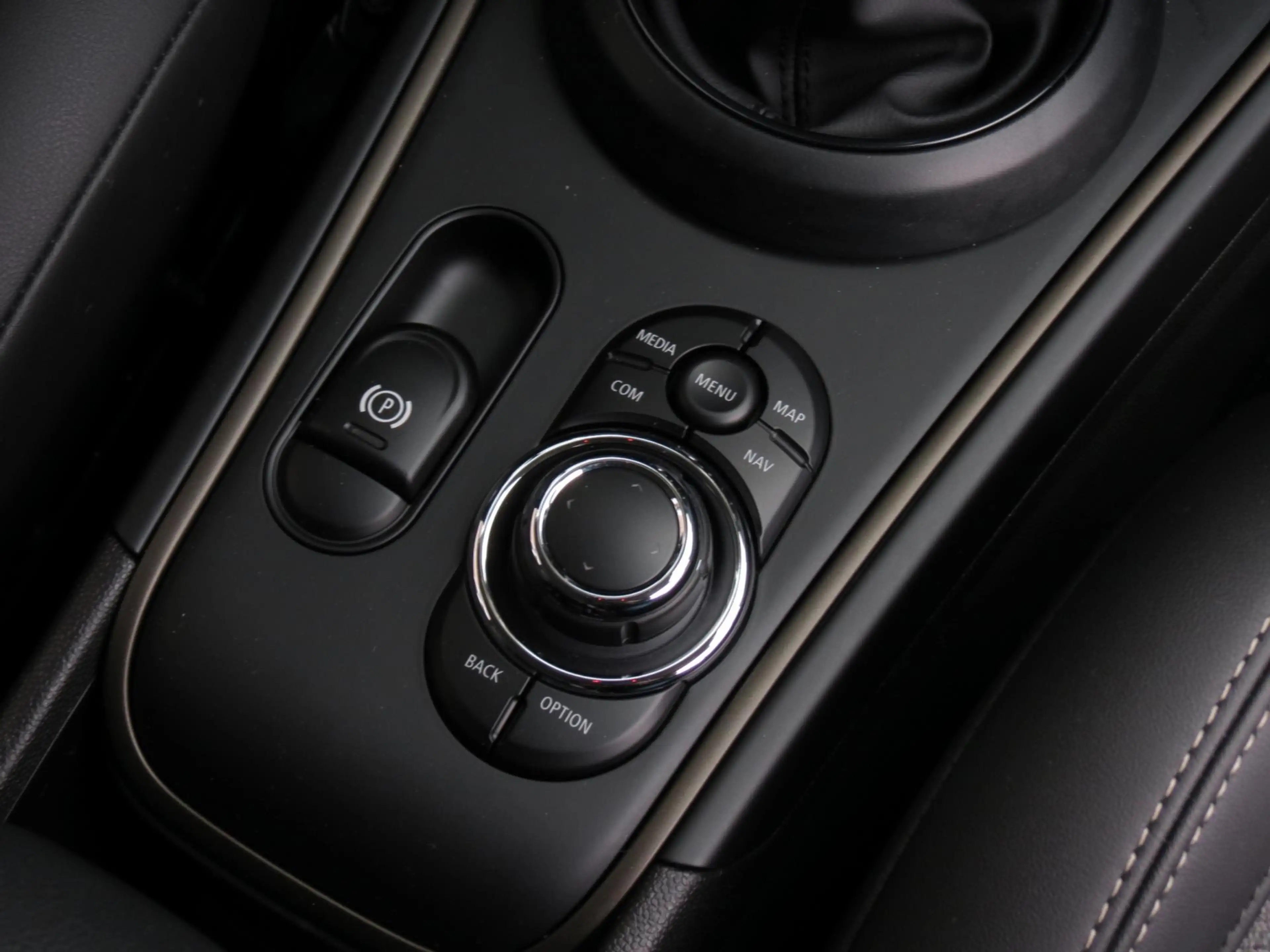 MINI Cooper SE Countryman Mini 2.0 ALL4 HUD|Camera|Car-Play|Navi|Cruise|Clim — photo 21