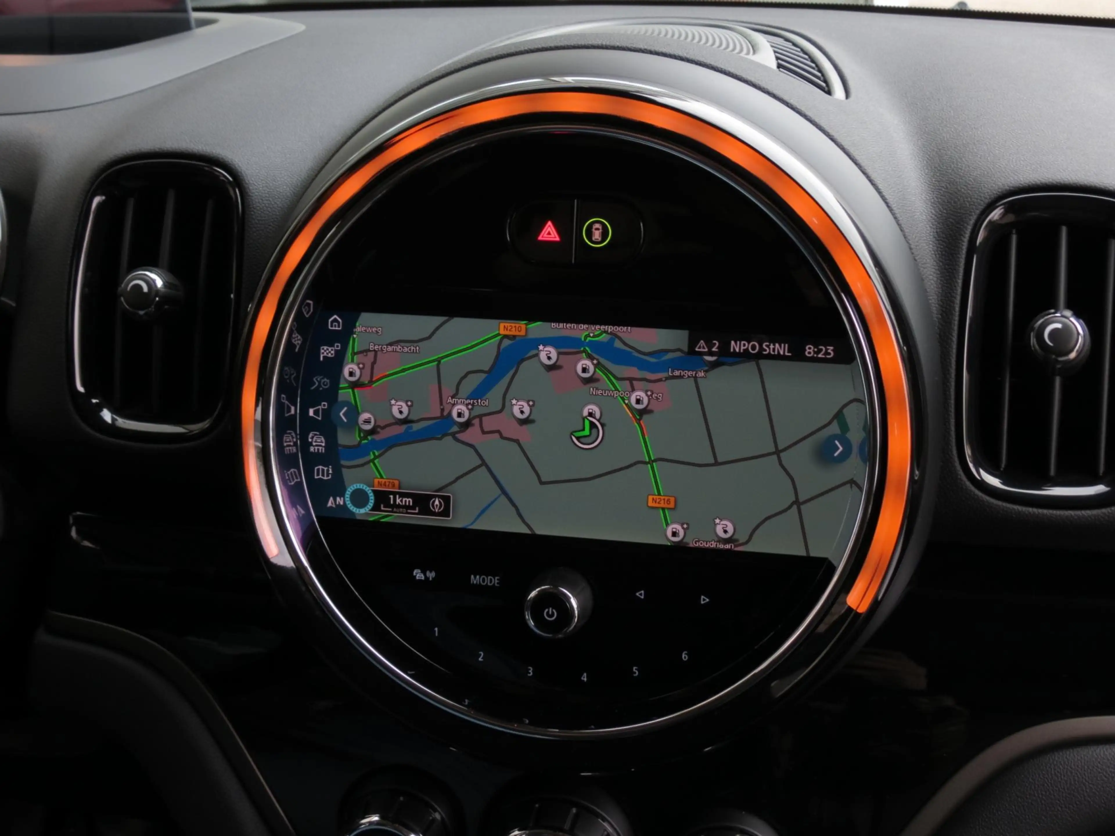 MINI Cooper SE Countryman Mini 2.0 ALL4 HUD|Camera|Car-Play|Navi|Cruise|Clim — photo 11