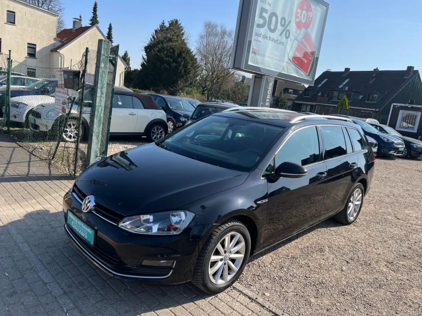Volkswagen Golf VII Variant Lounge*TÜV NEU*1 HAND*TOP AUTO* Noir - 2