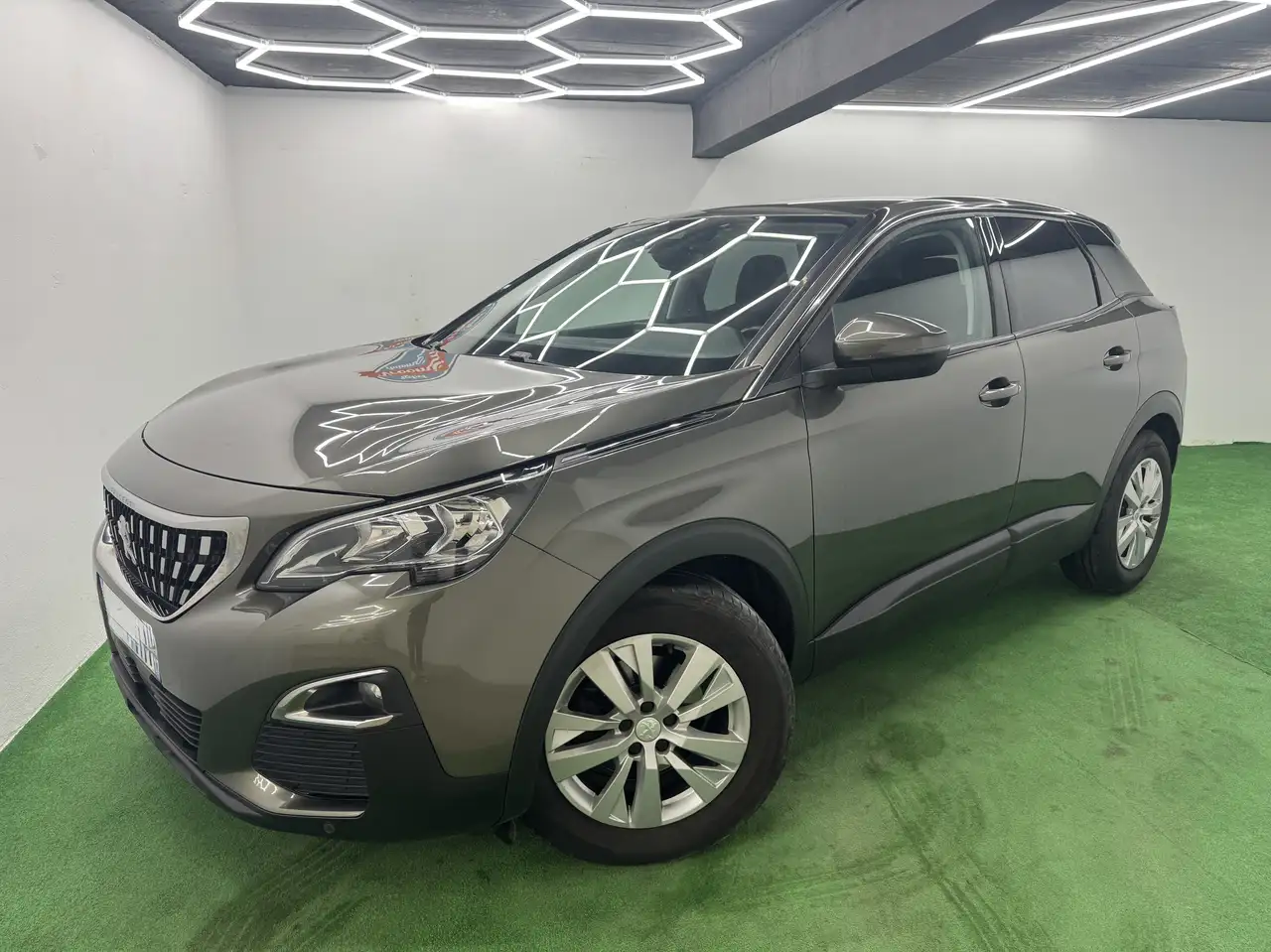 Peugeot 3008 1.6 BlueHDi 120ch S\u0026S EAT6 Active B