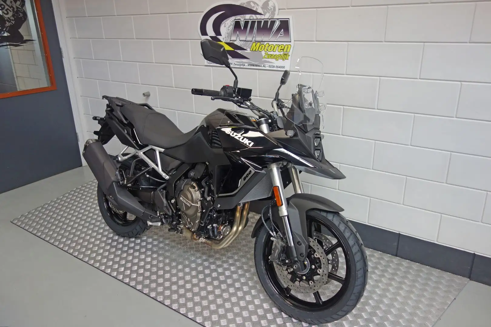 Suzuki V-Strom 800 Zwart - 2