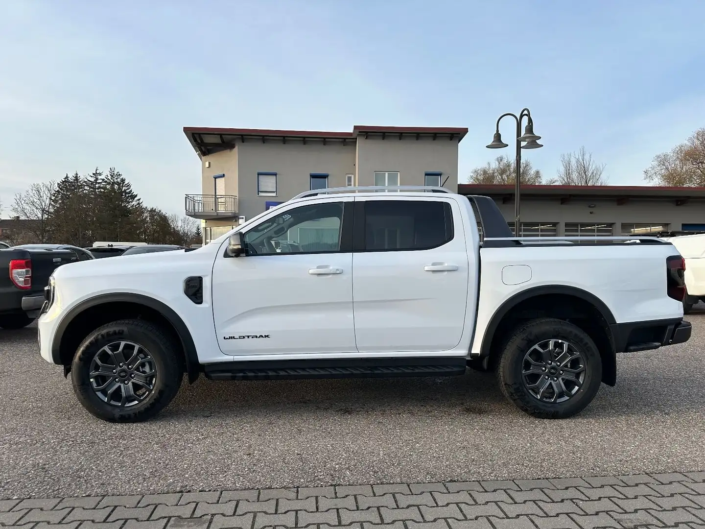 Ford Ranger 2.0 Wildtrak e-4WD *360/Rollo E/B&O/TEC46 Weiß - 2
