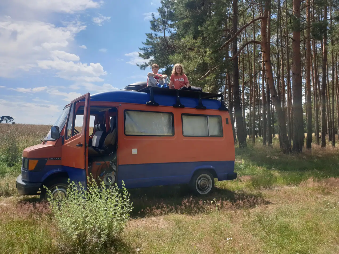 Mercedes-Benz T1 207 D Оранжевий - 2